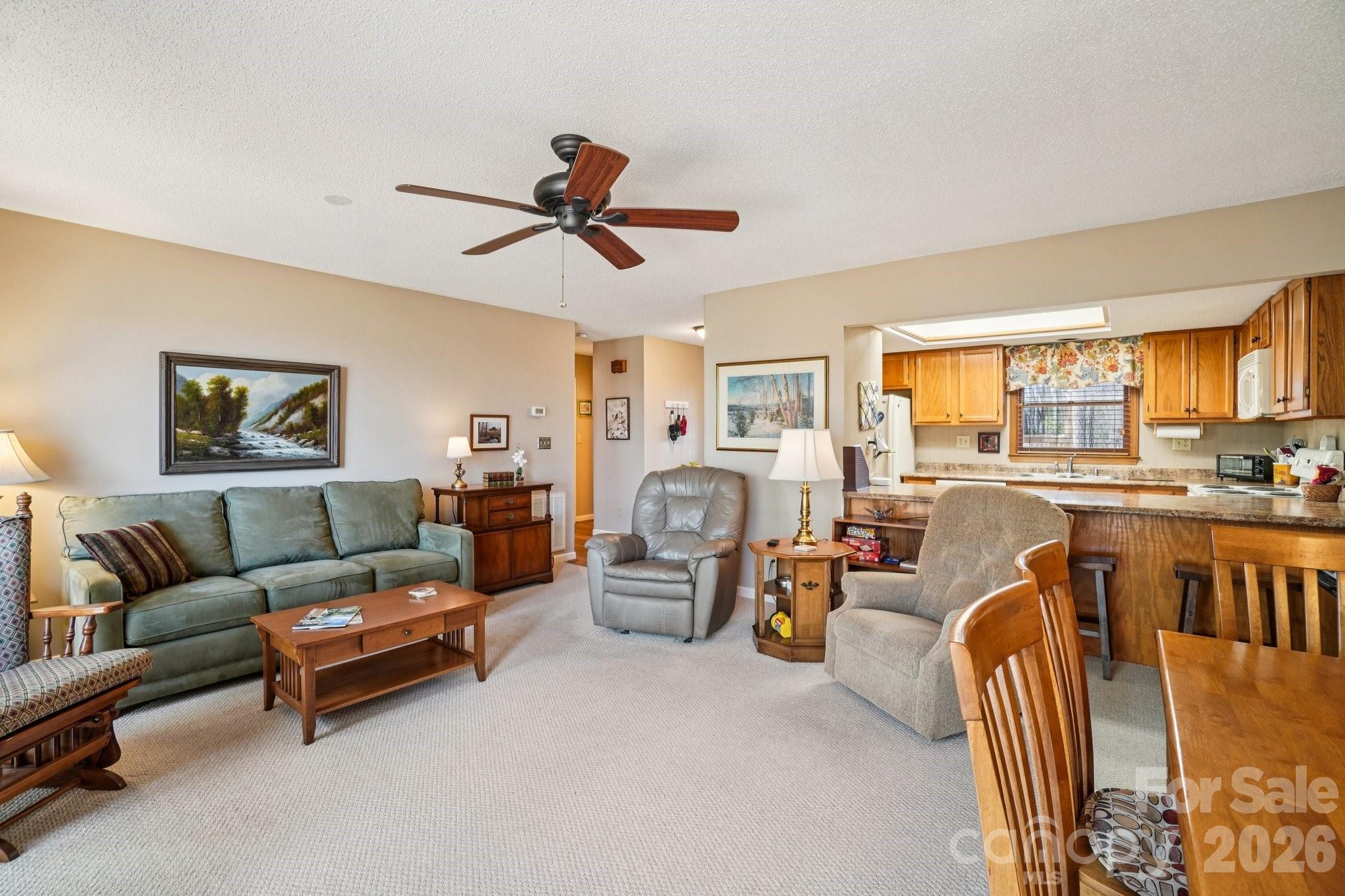 409 Whitney Boulevard Property Photo 5