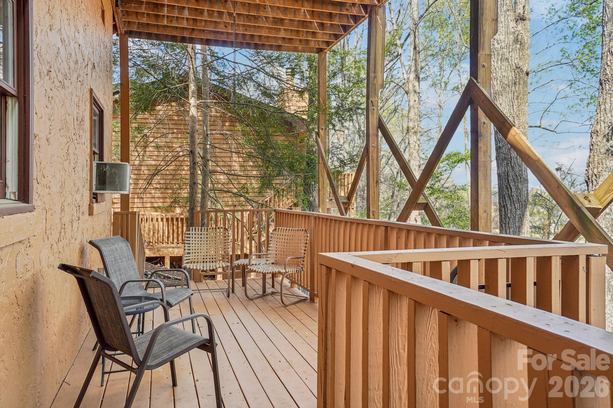 409 Whitney Boulevard Property Photo 21
