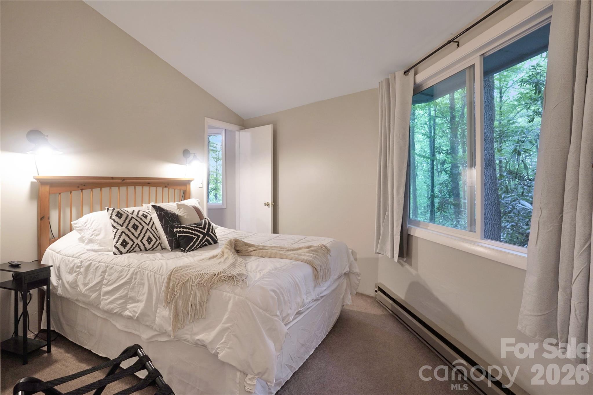560 Laurel Ridge Road Property Photo 14