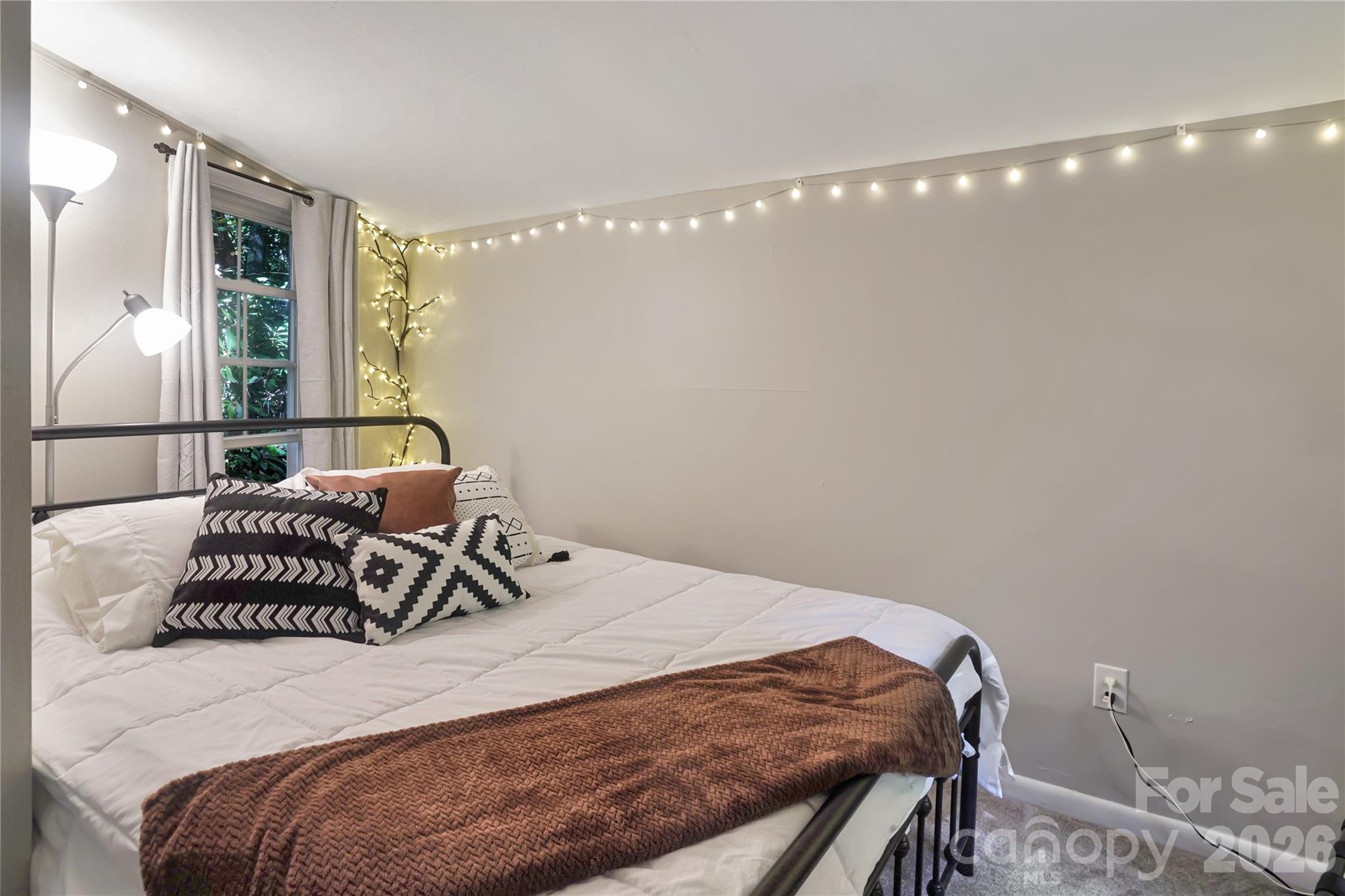 560 Laurel Ridge Road Property Photo 16