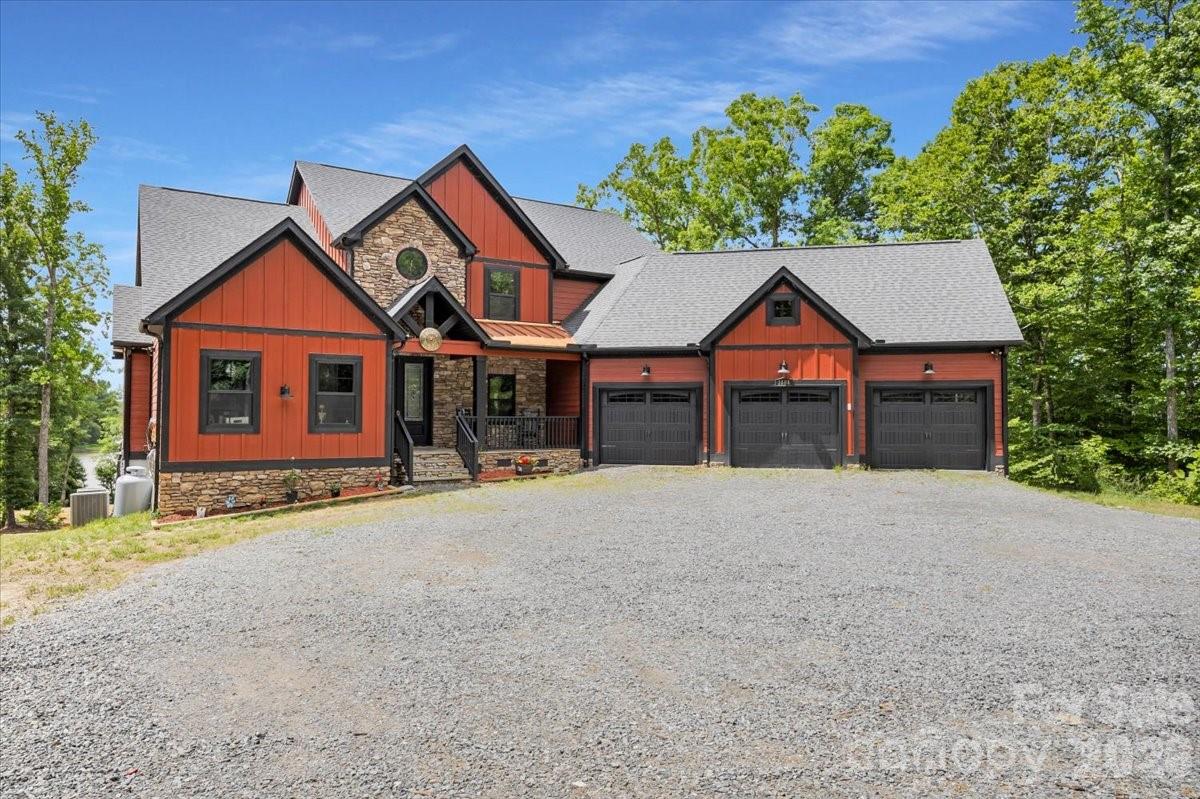 1194 99 Island Road Property Photo 2