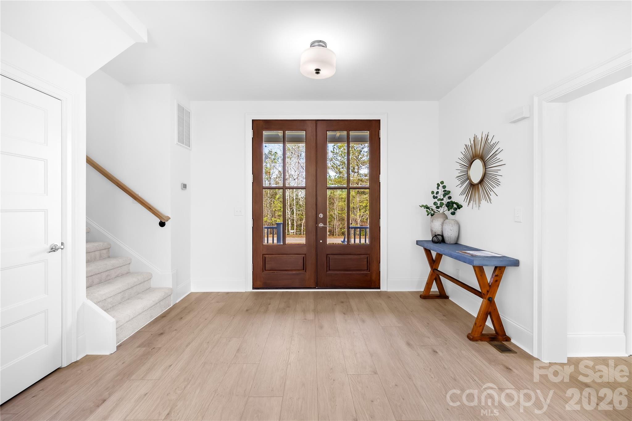 120 Starboard Lane Property Photo 3