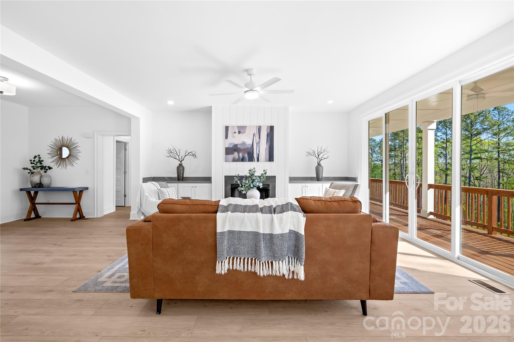 120 Starboard Lane Property Photo 6