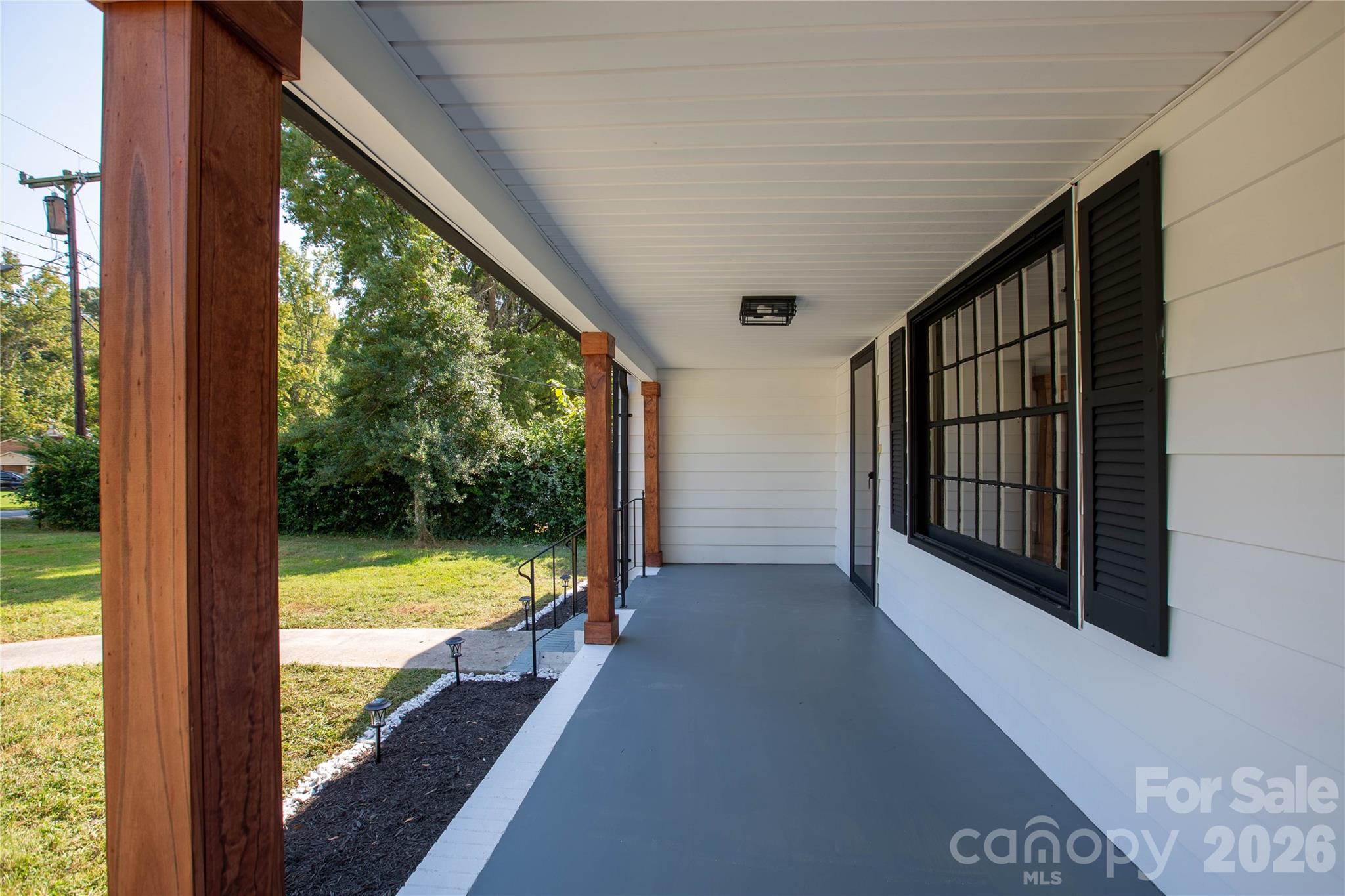 8000 Chapman Street Property Photo 4