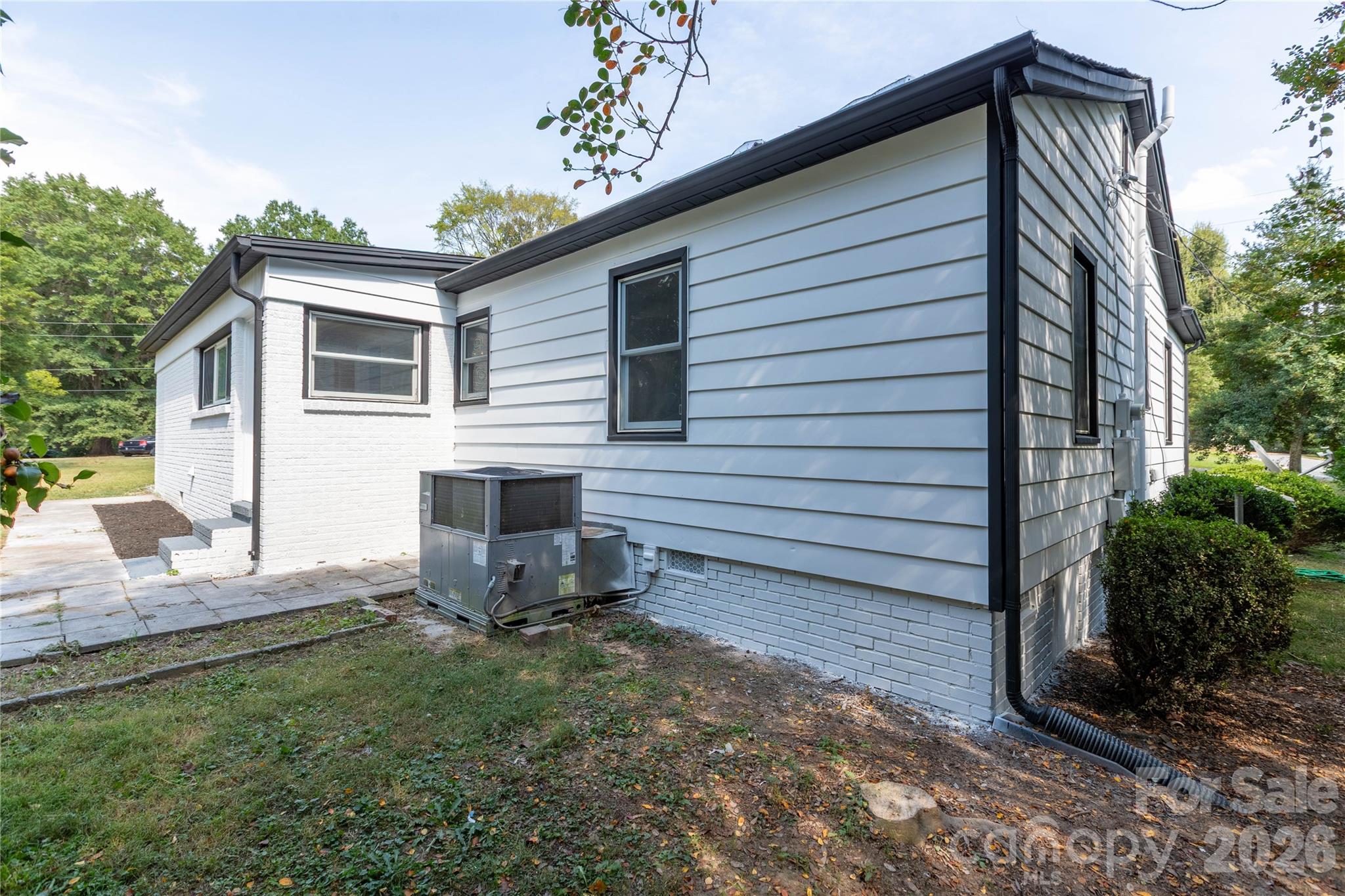 8000 Chapman Street Property Photo 25