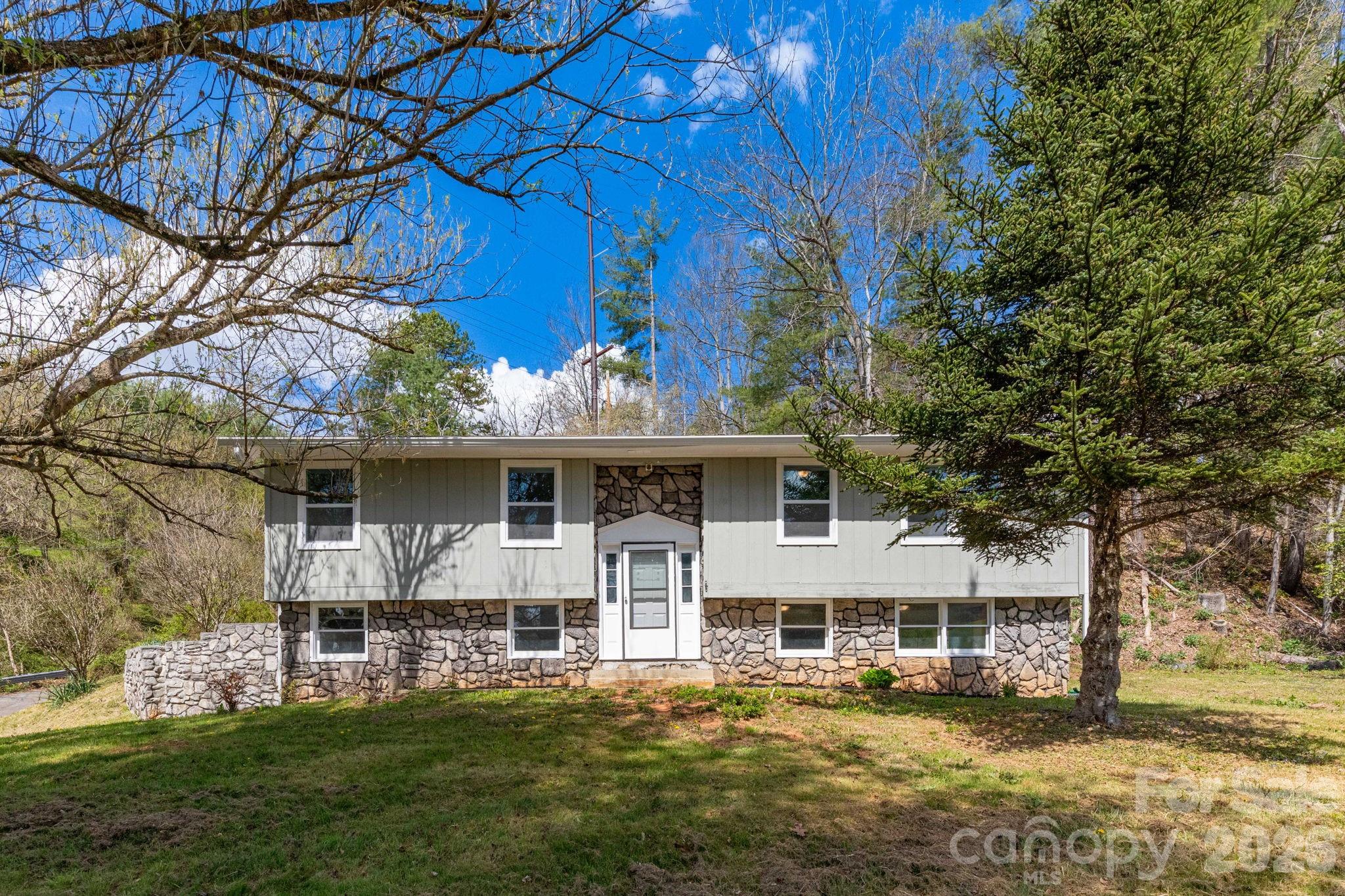 4755 Us 23 Highway Property Photo 2