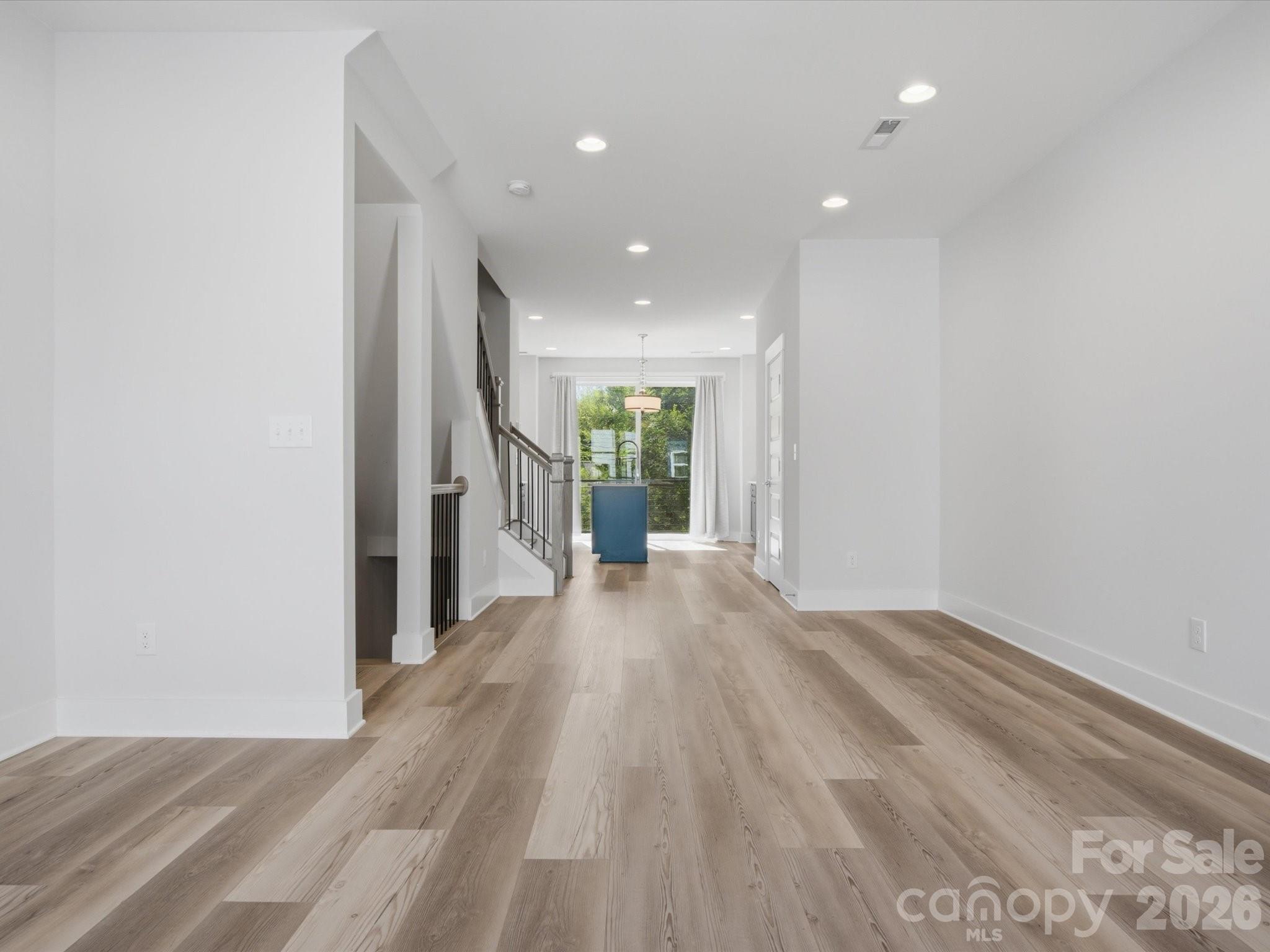 1013 E 36th Street Property Photo 18