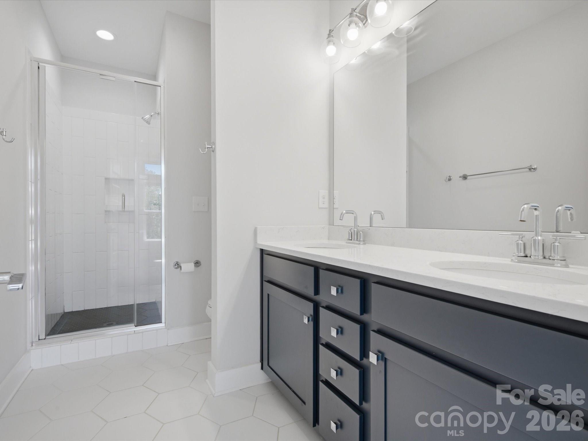 1013 E 36th Street Property Photo 23