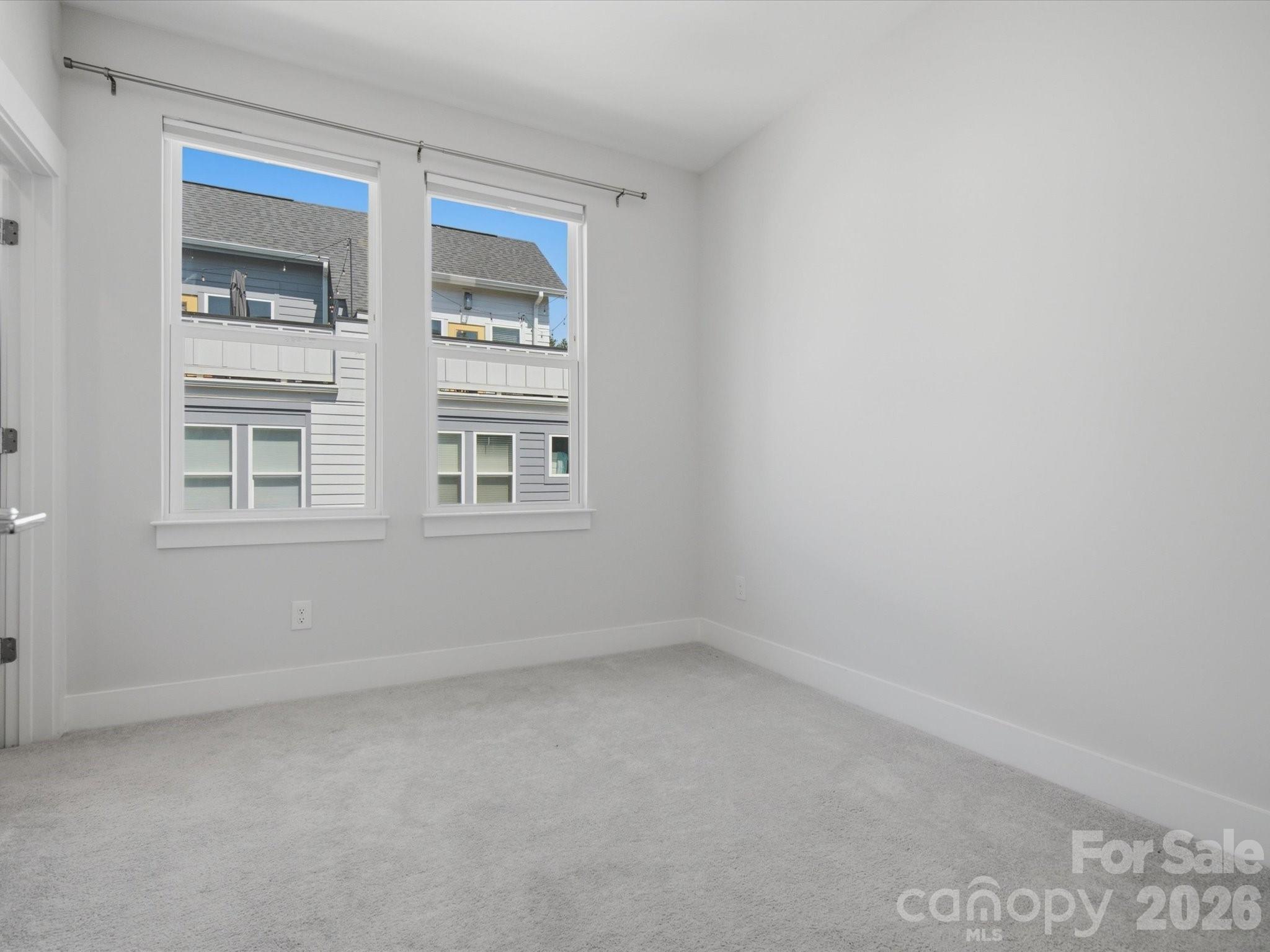 1013 E 36th Street Property Photo 28
