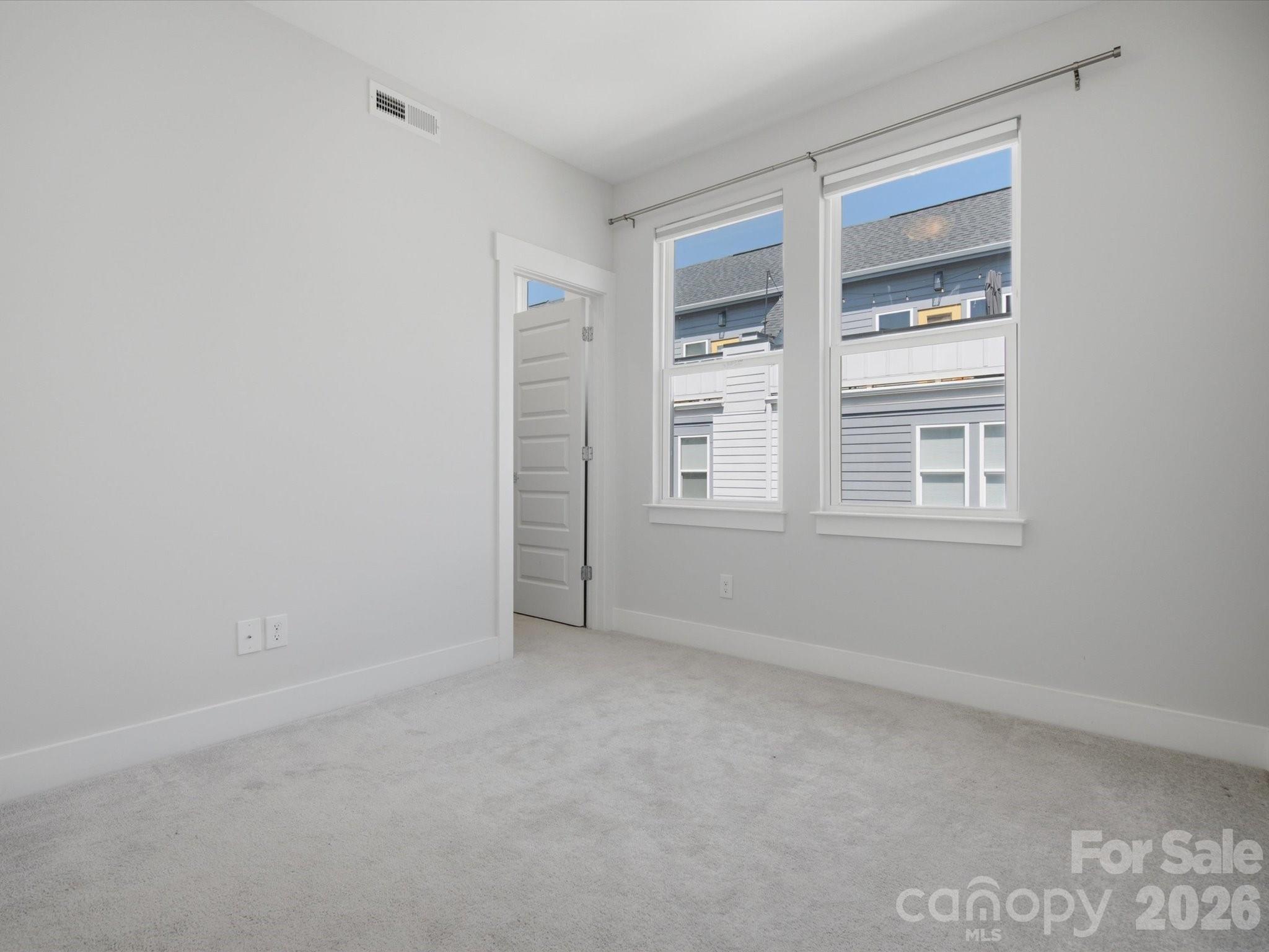 1013 E 36th Street Property Photo 29
