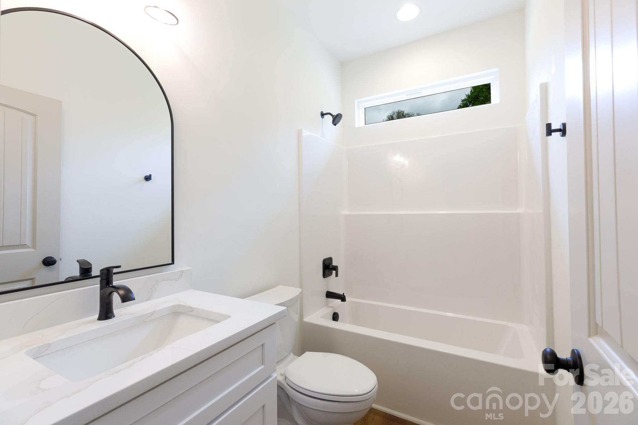 107 Brown Street 12 / 13 Property Photo 27