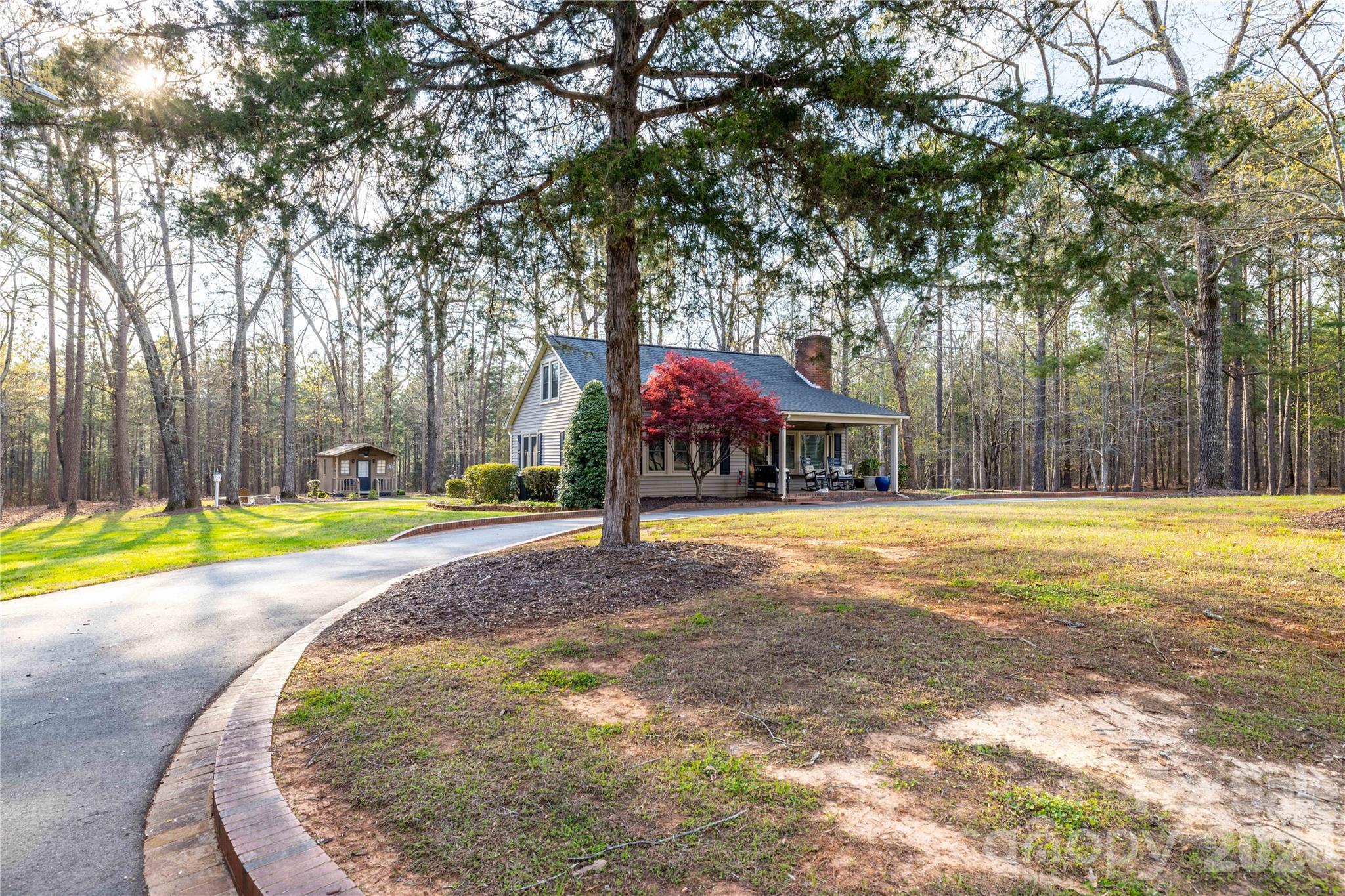 692 Capelsie Road Property Photo 1