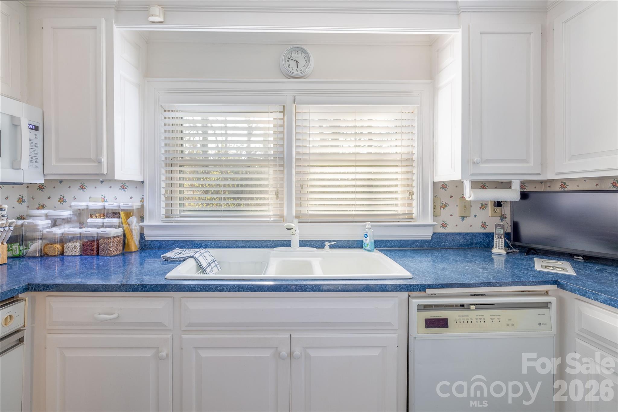 692 Capelsie Road Property Photo 16