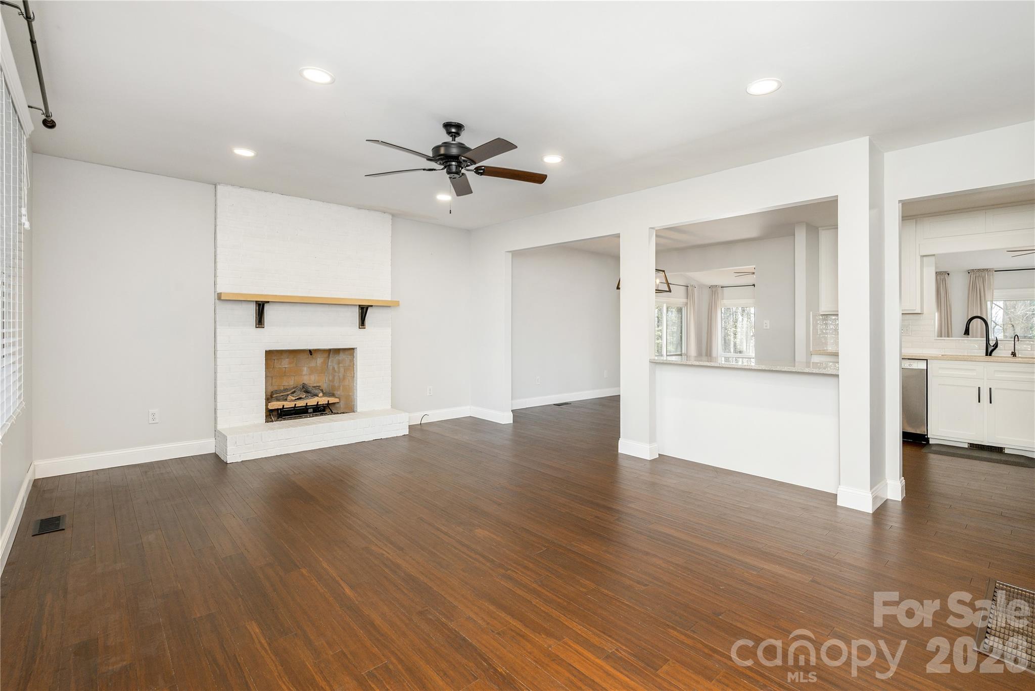 9 Justin Drive Property Photo 7