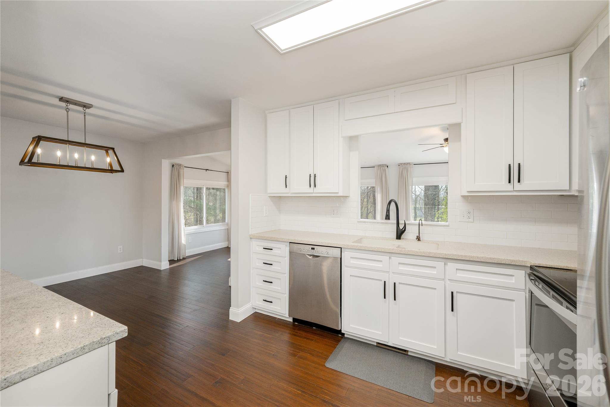 9 Justin Drive Property Photo 11