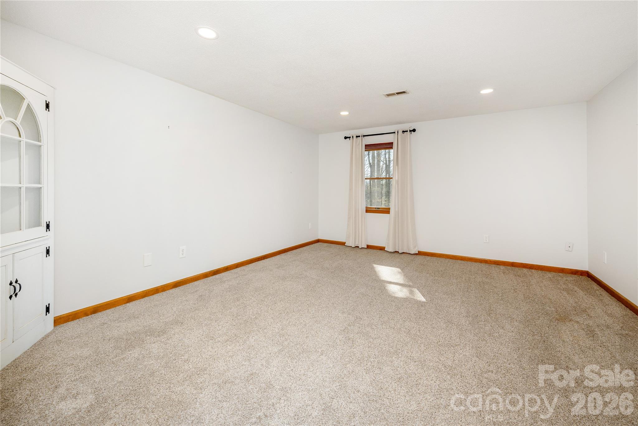 9 Justin Drive Property Photo 22