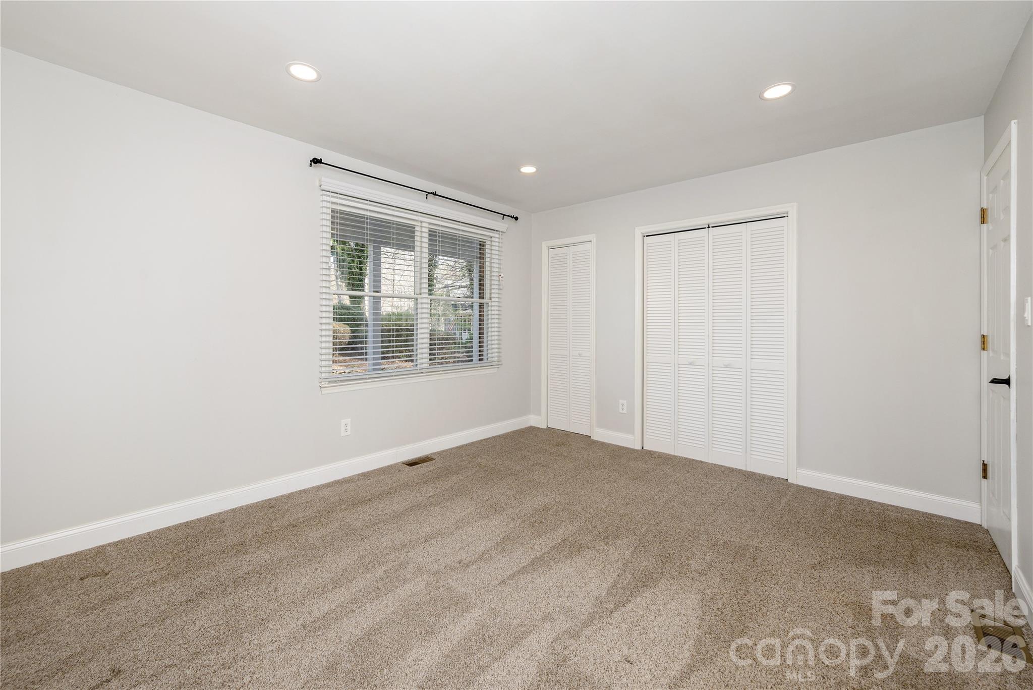 9 Justin Drive Property Photo 25