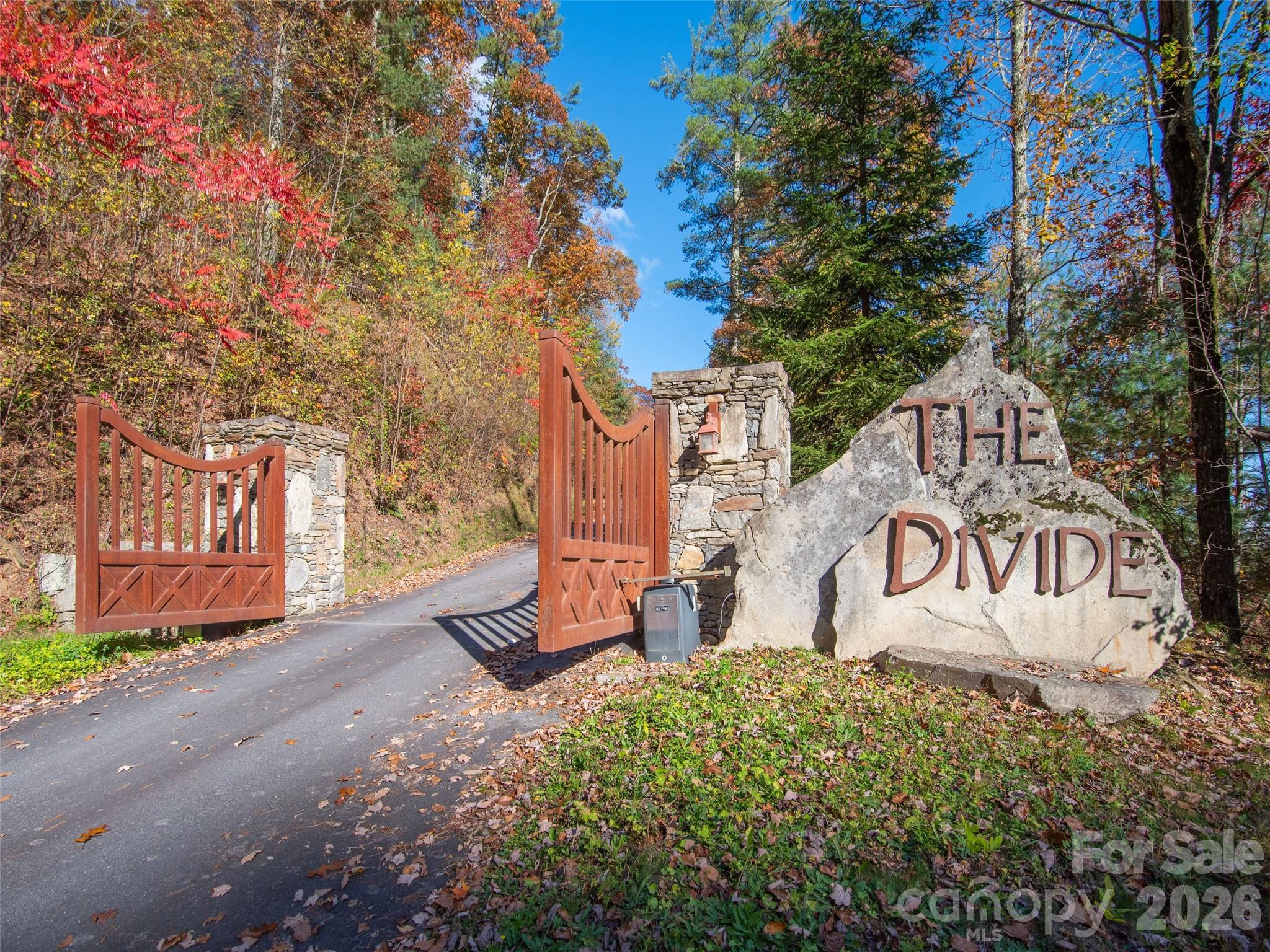 0000 Sigogglin Trail 4 Property Photo 17