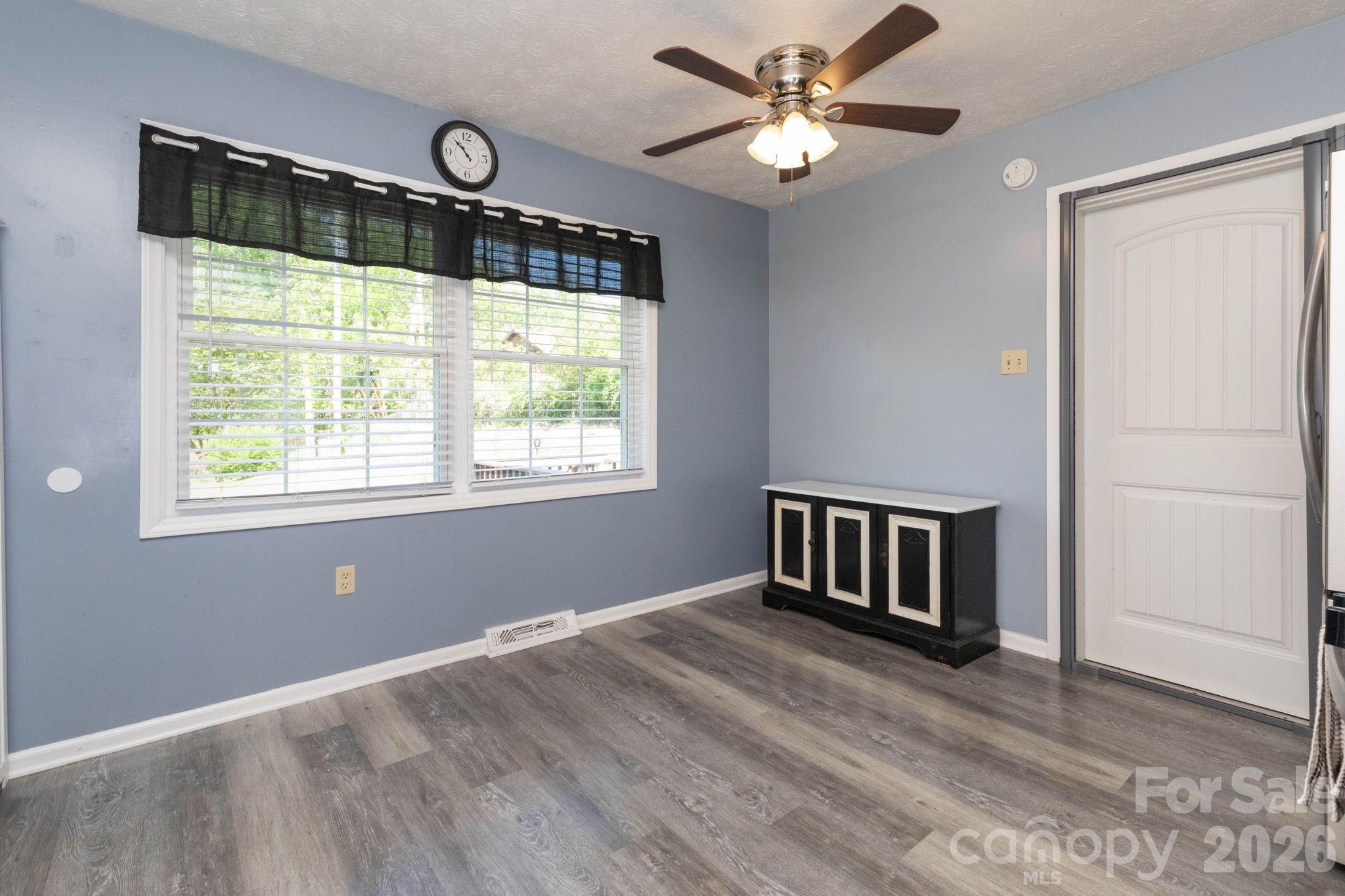 30 Compton Drive Property Photo 9