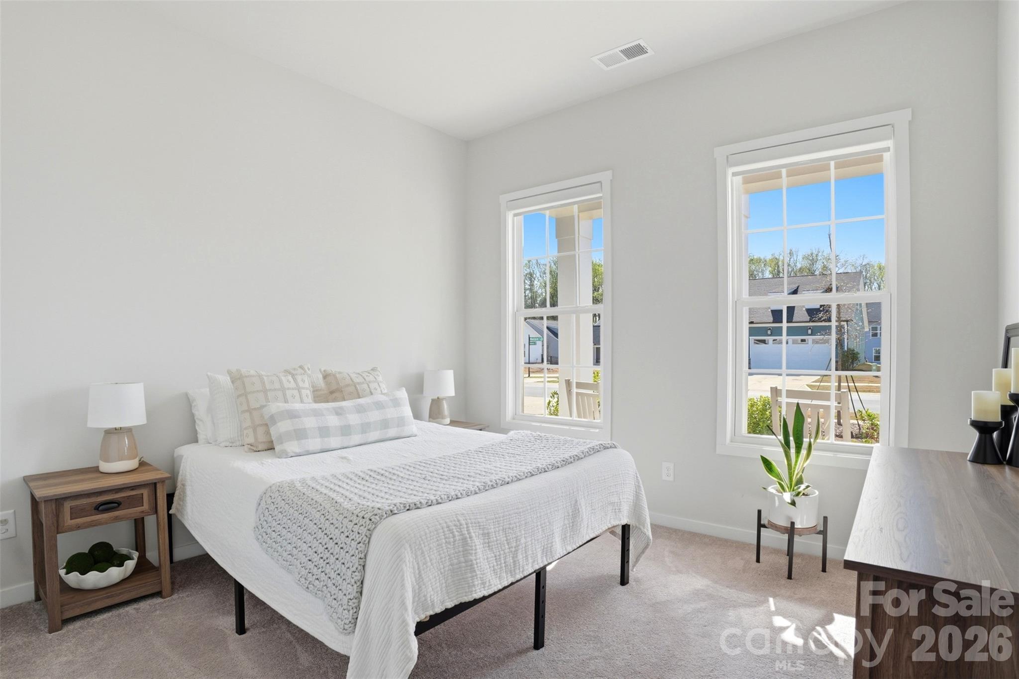 7104 Wayfarer Drive Property Photo 10