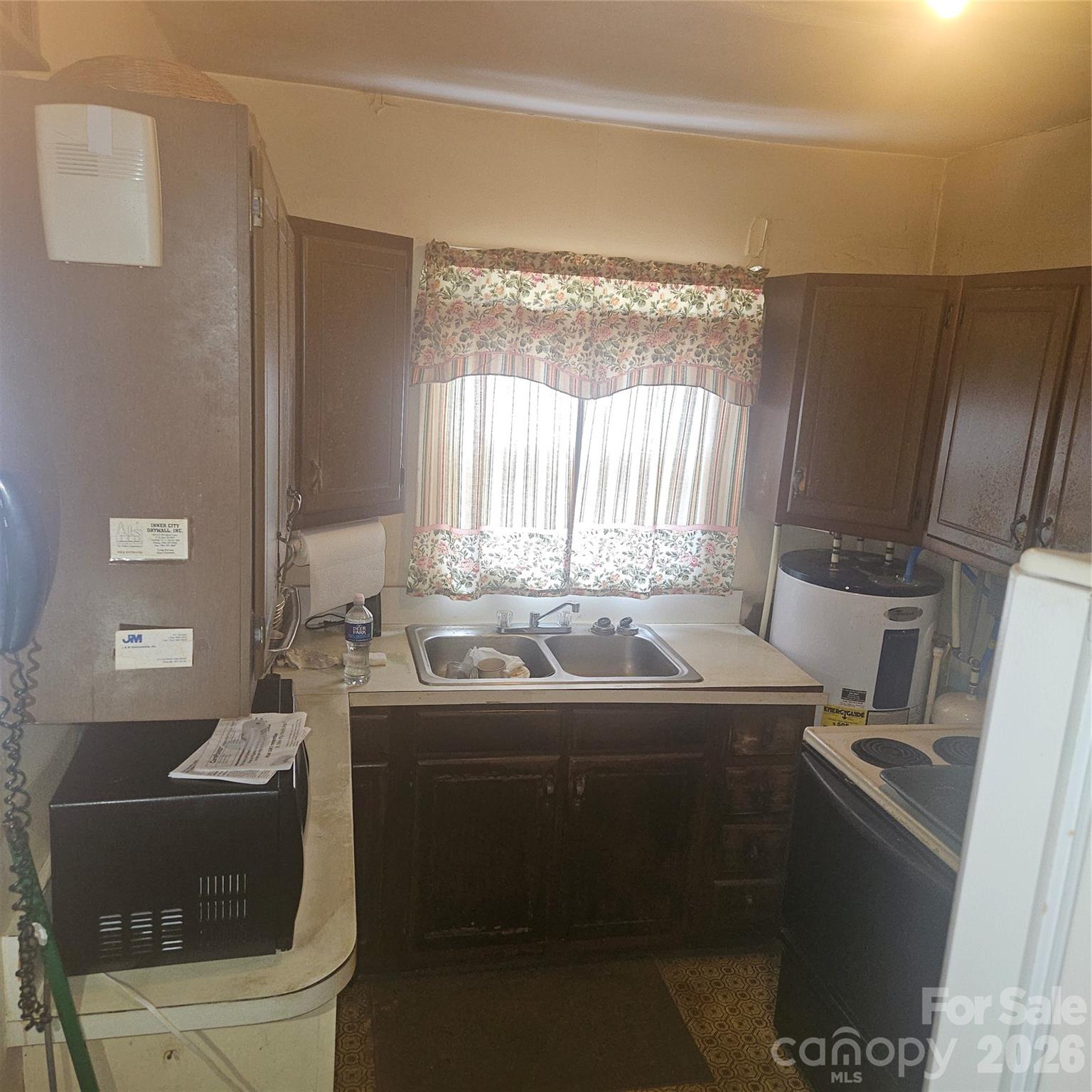 1040 Drummond Avenue Property Photo 3
