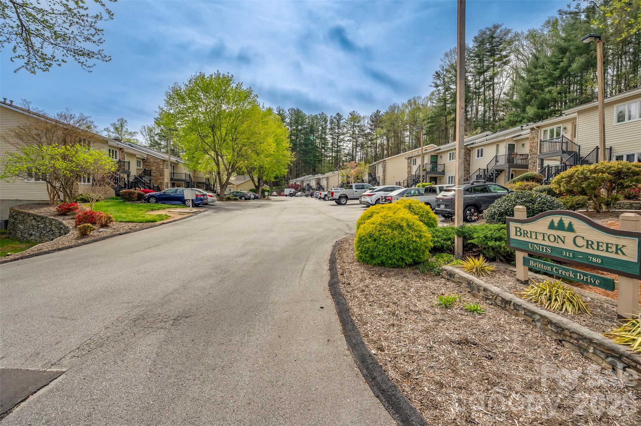 451 Britton Creek Drive Property Photo 1