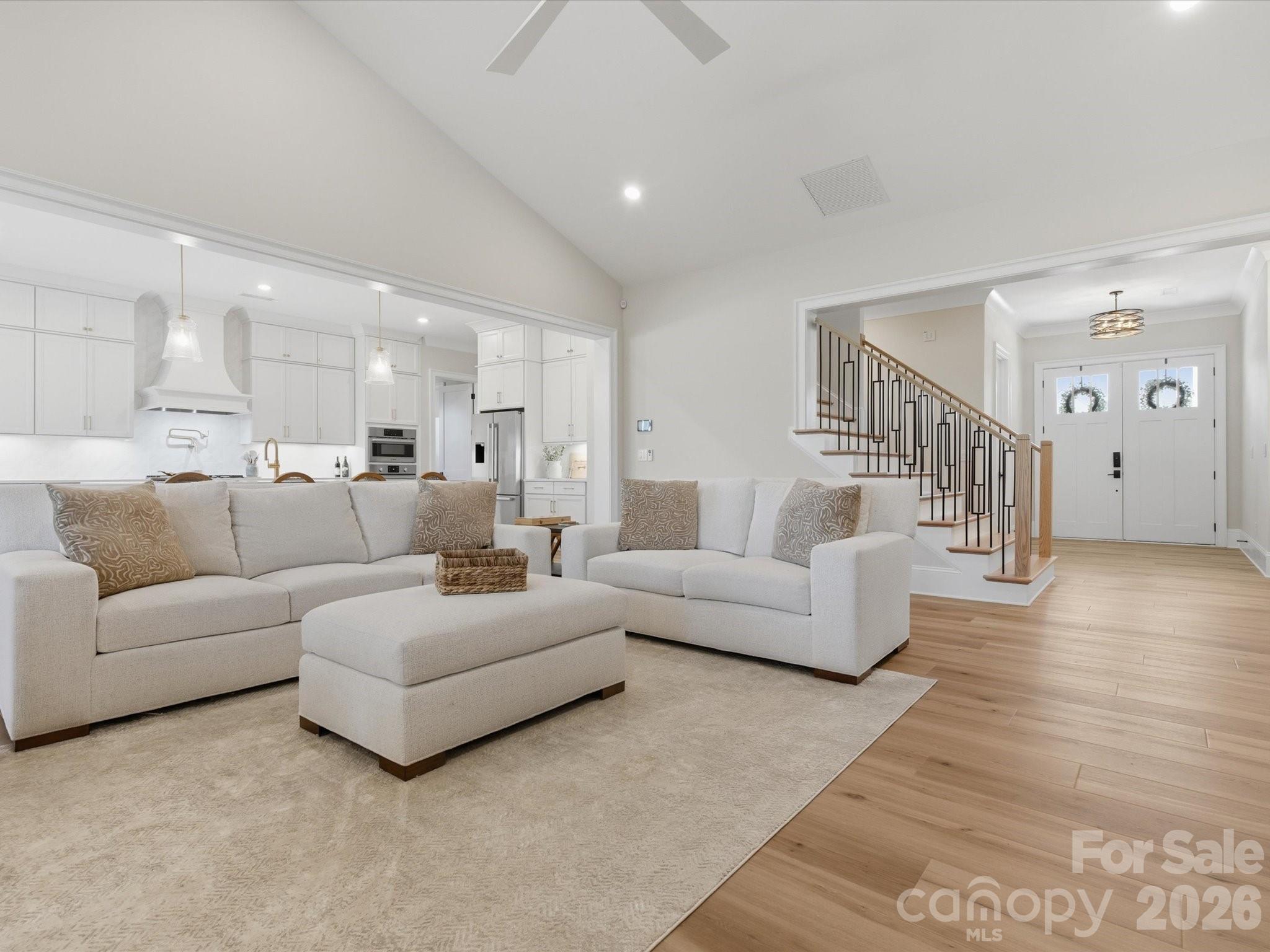 1008 Broadmoor Drive Property Photo 13