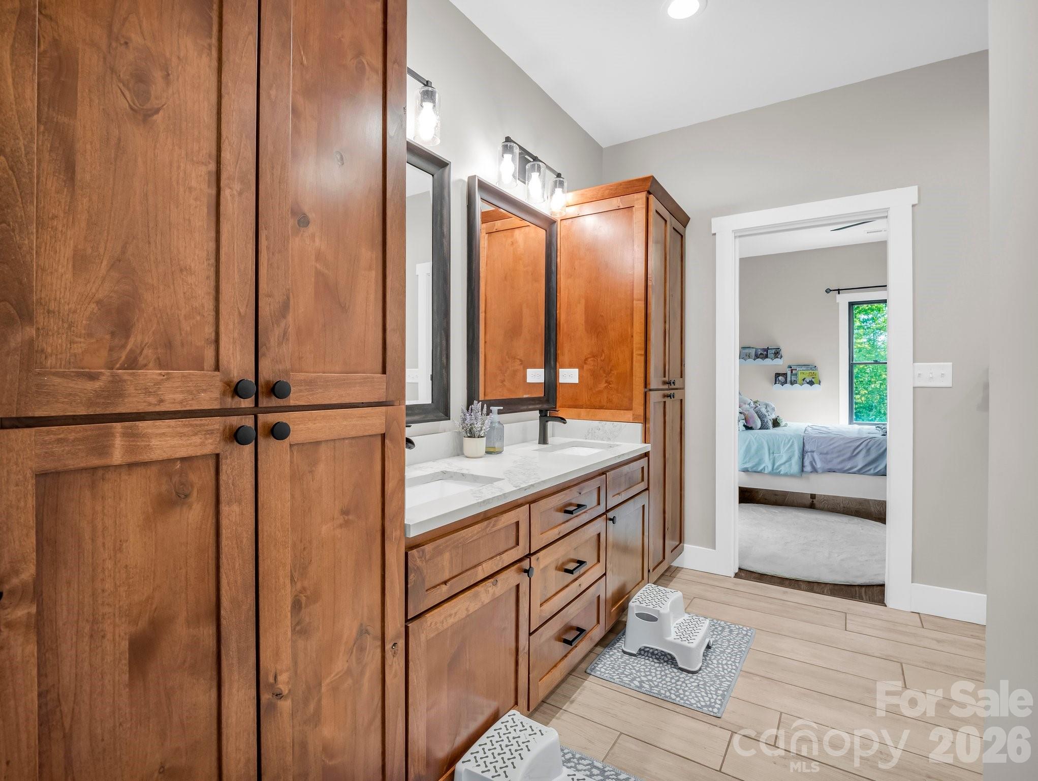 5717 Turnpike Road Property Photo 12