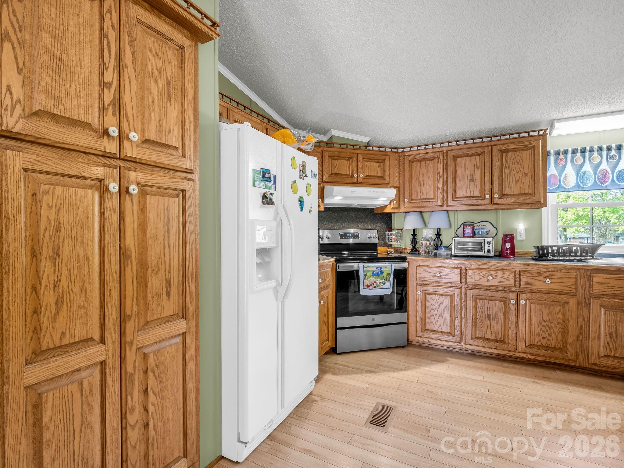 208 Oak Drive Property Photo 18