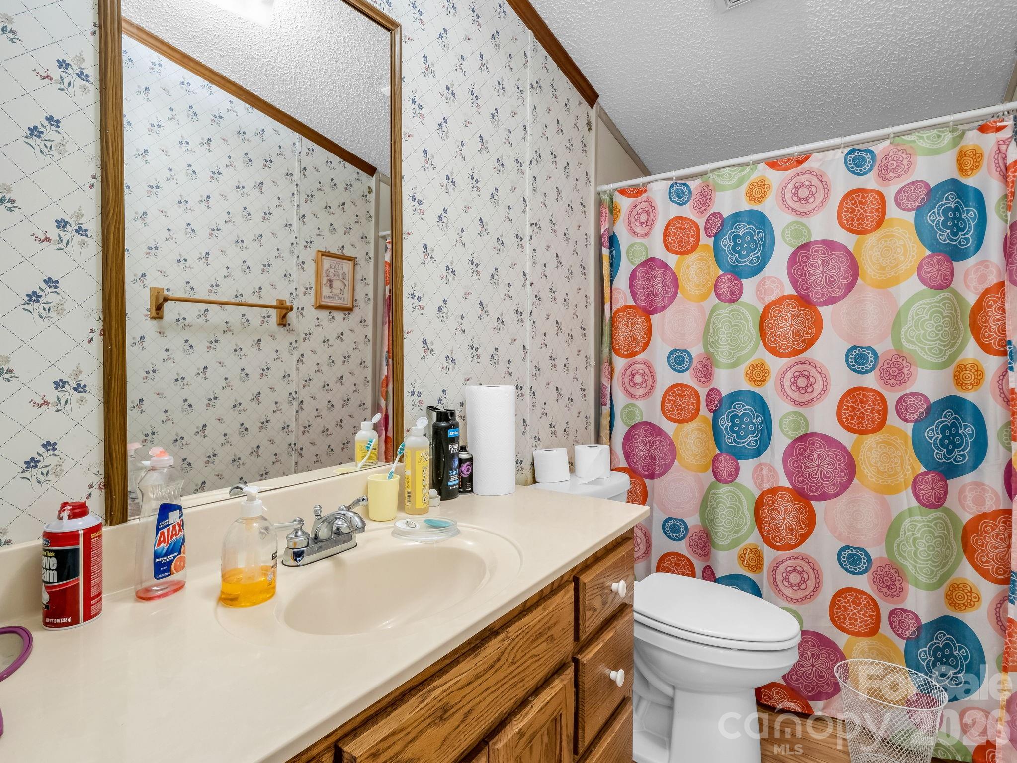 208 Oak Drive Property Photo 24