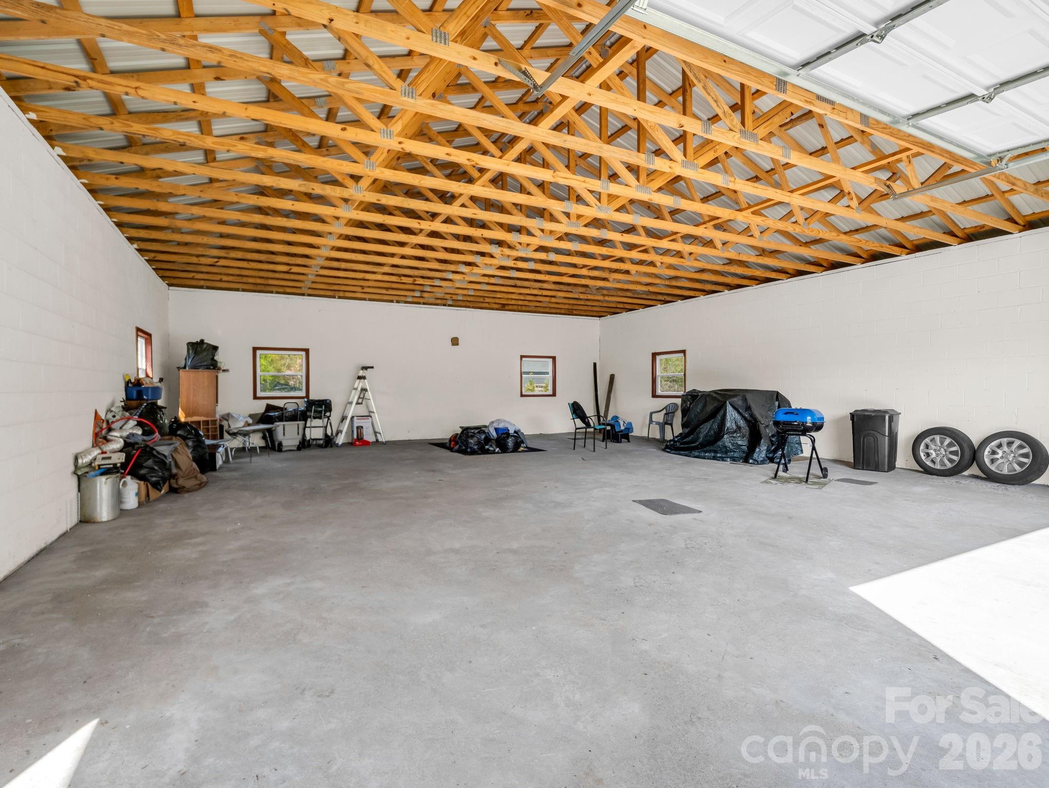 208 Oak Drive Property Photo 33
