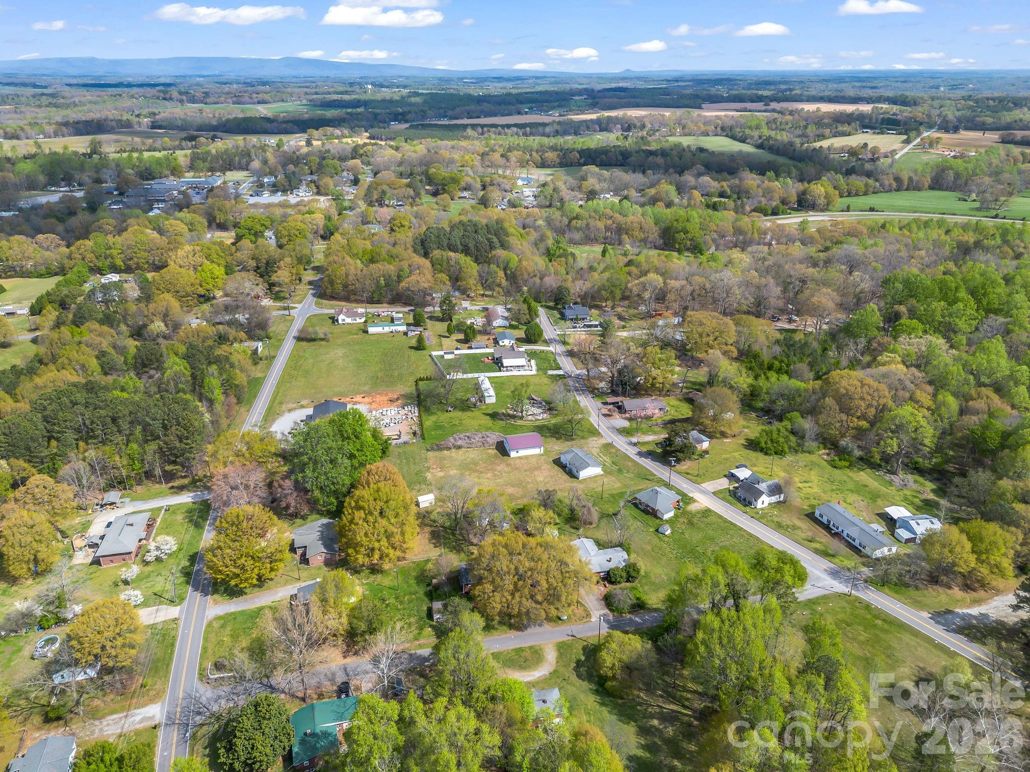 208 Oak Drive Property Photo 41