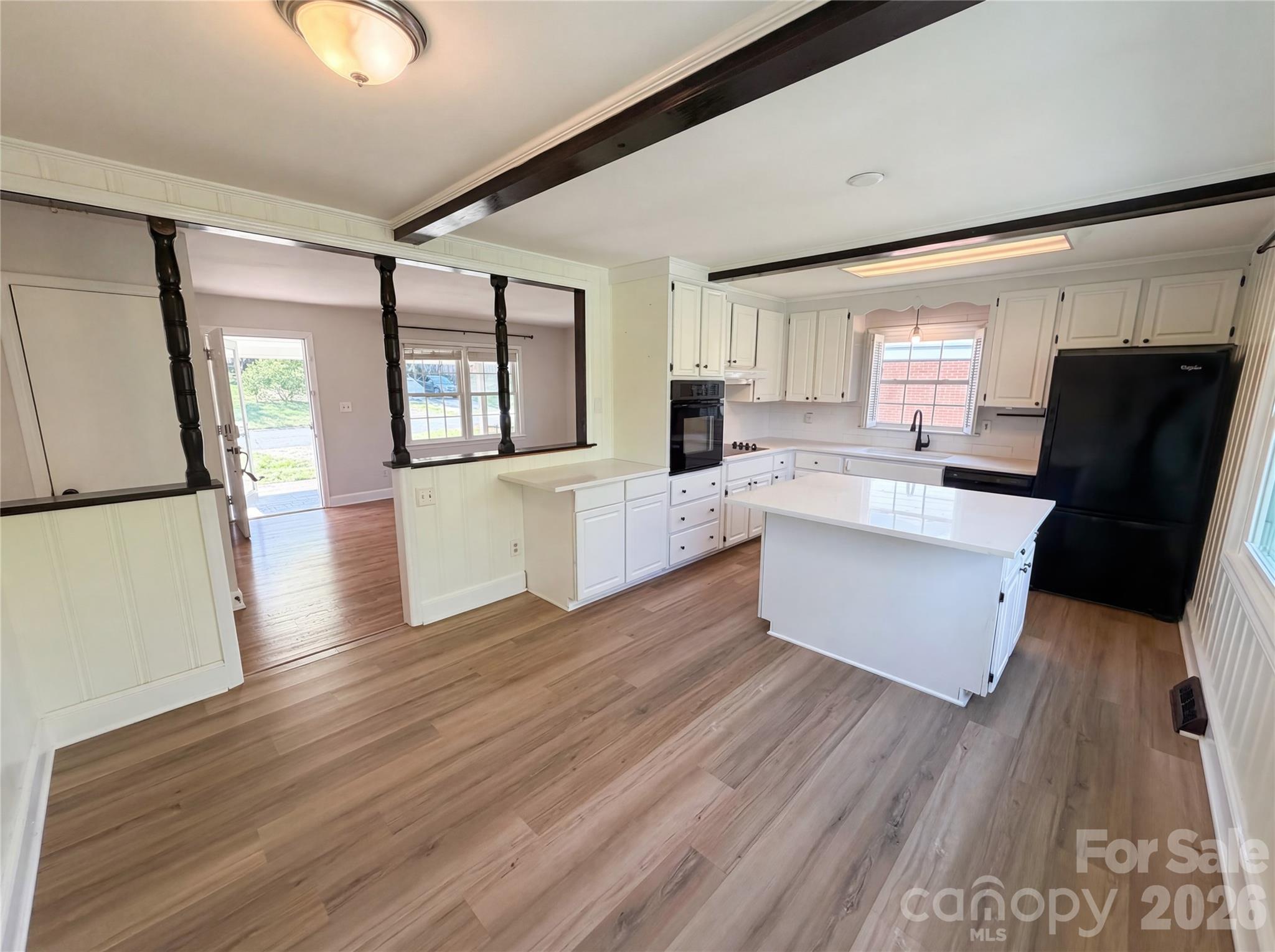6621 Starcrest Drive Property Photo 2