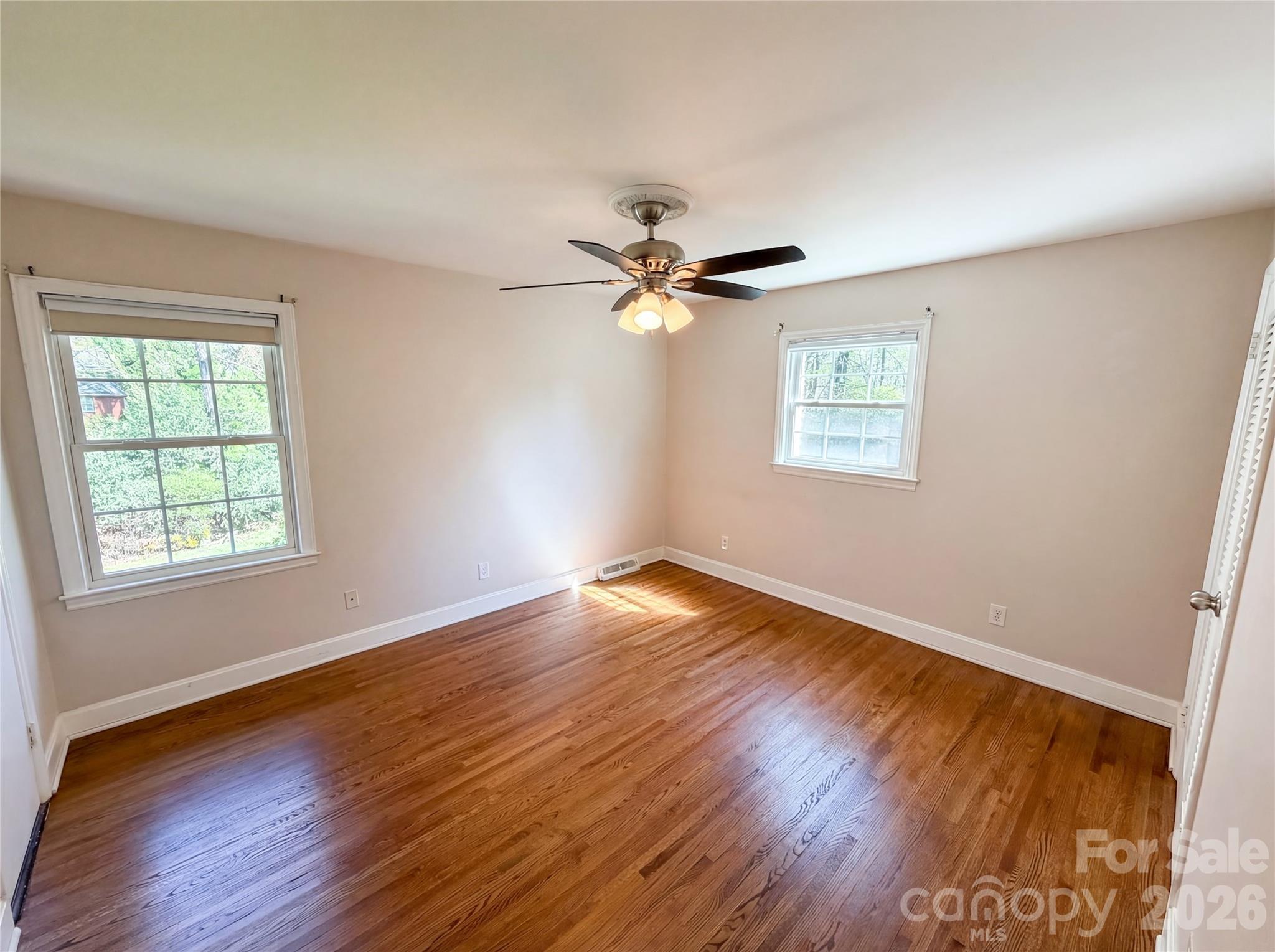 6621 Starcrest Drive Property Photo 13