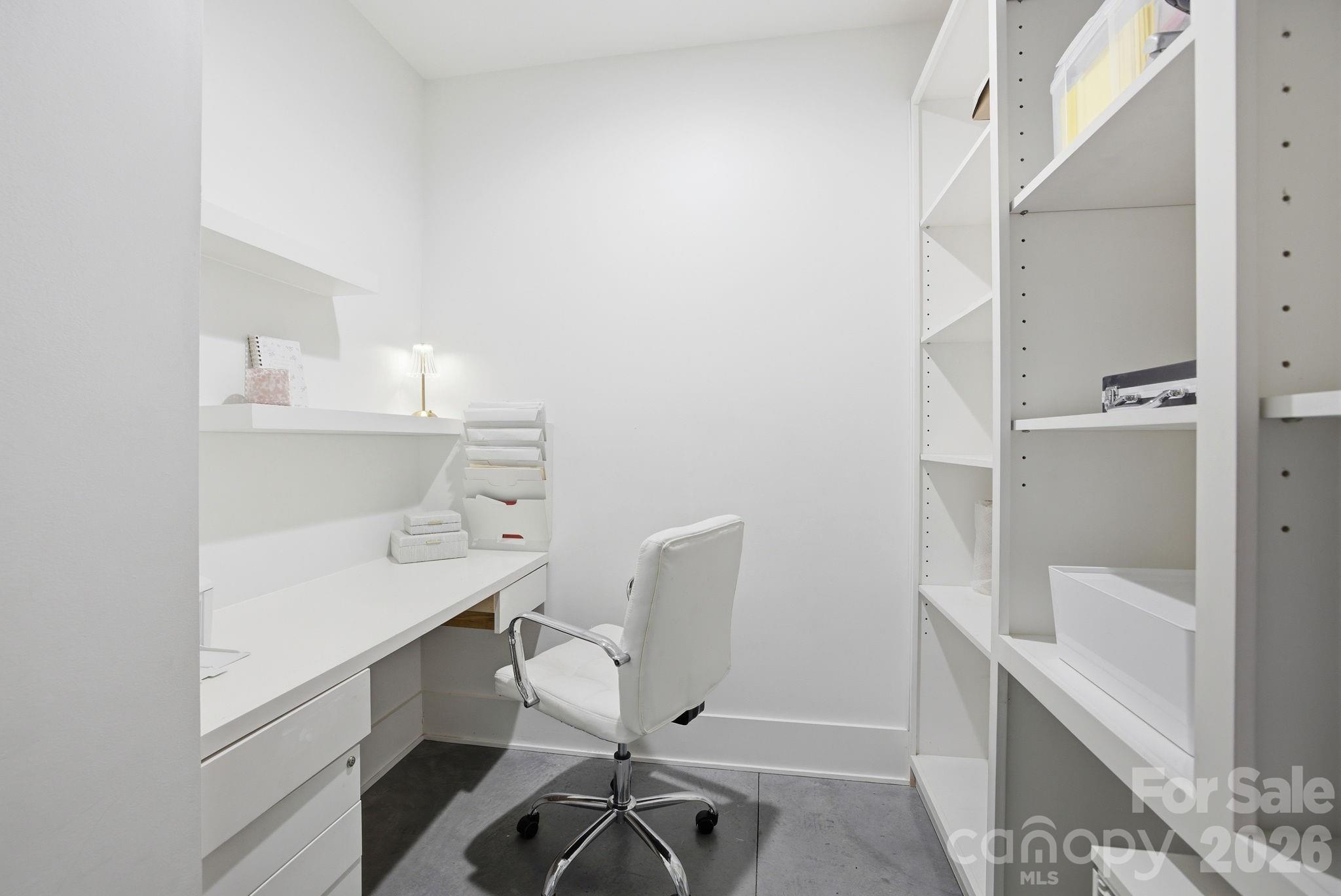 4004 Oldstone Forest Drive Property Photo 20