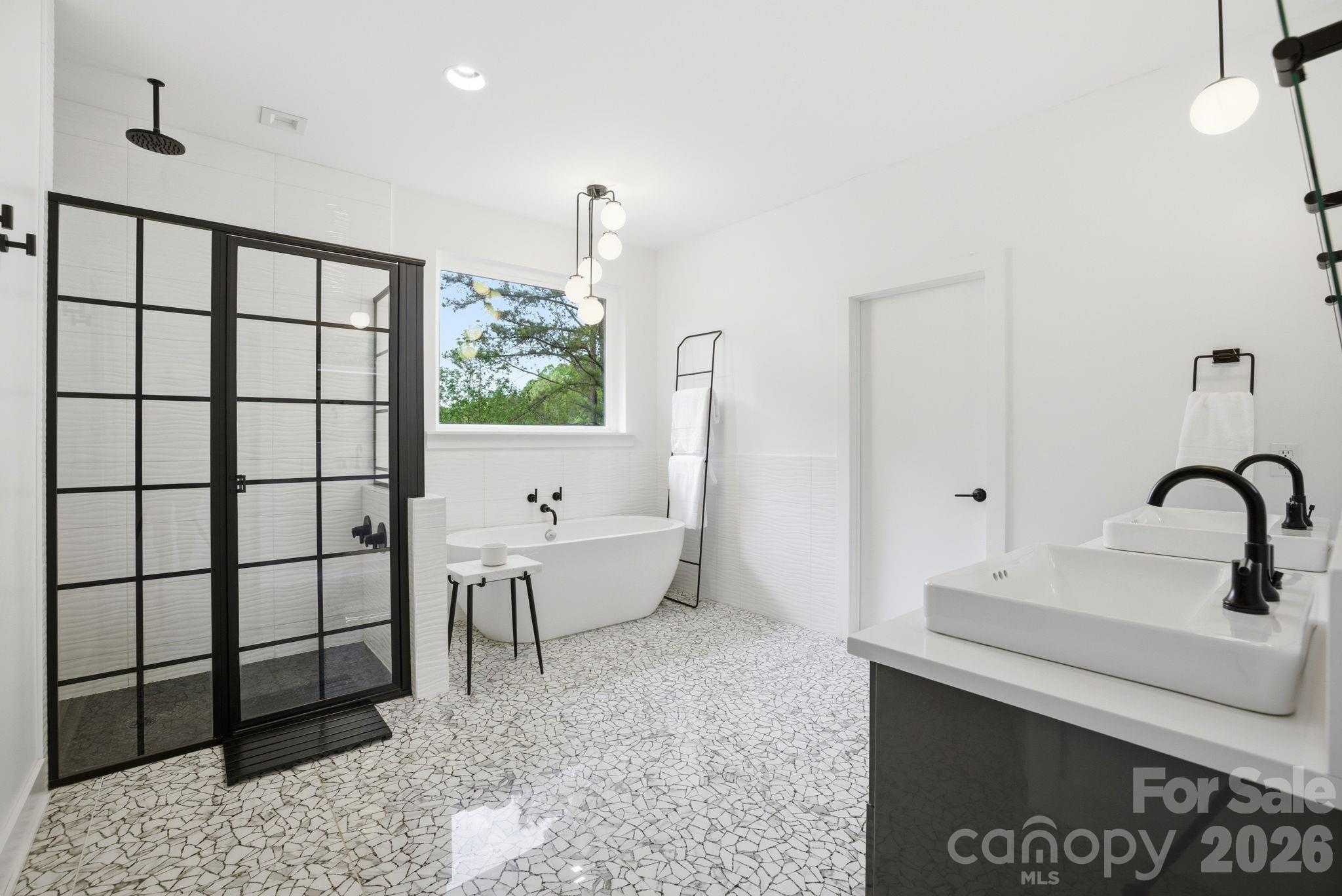 4004 Oldstone Forest Drive Property Photo 26