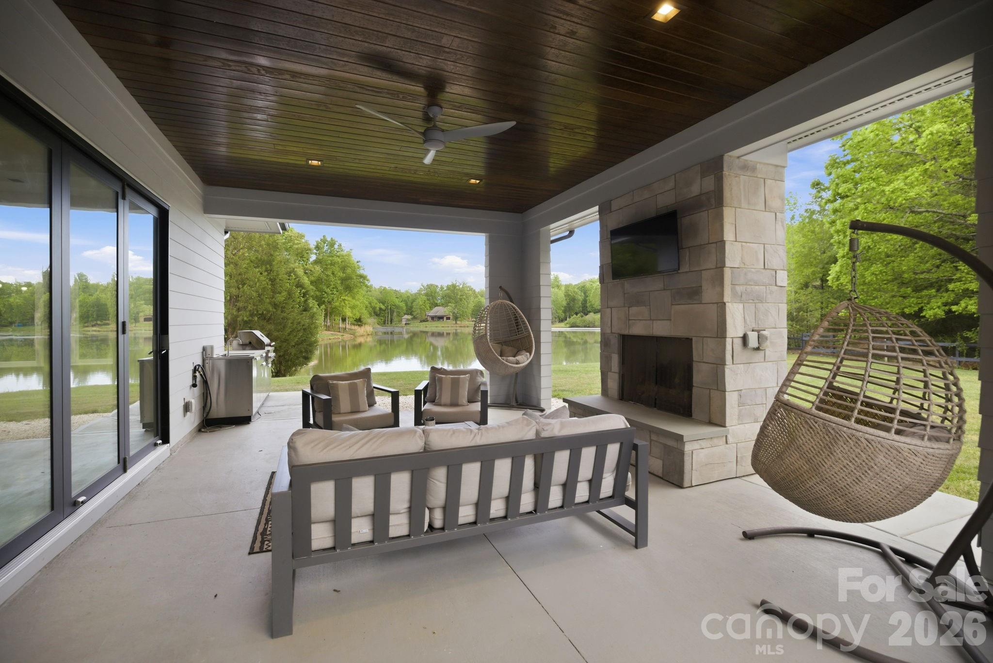 4004 Oldstone Forest Drive Property Photo 34