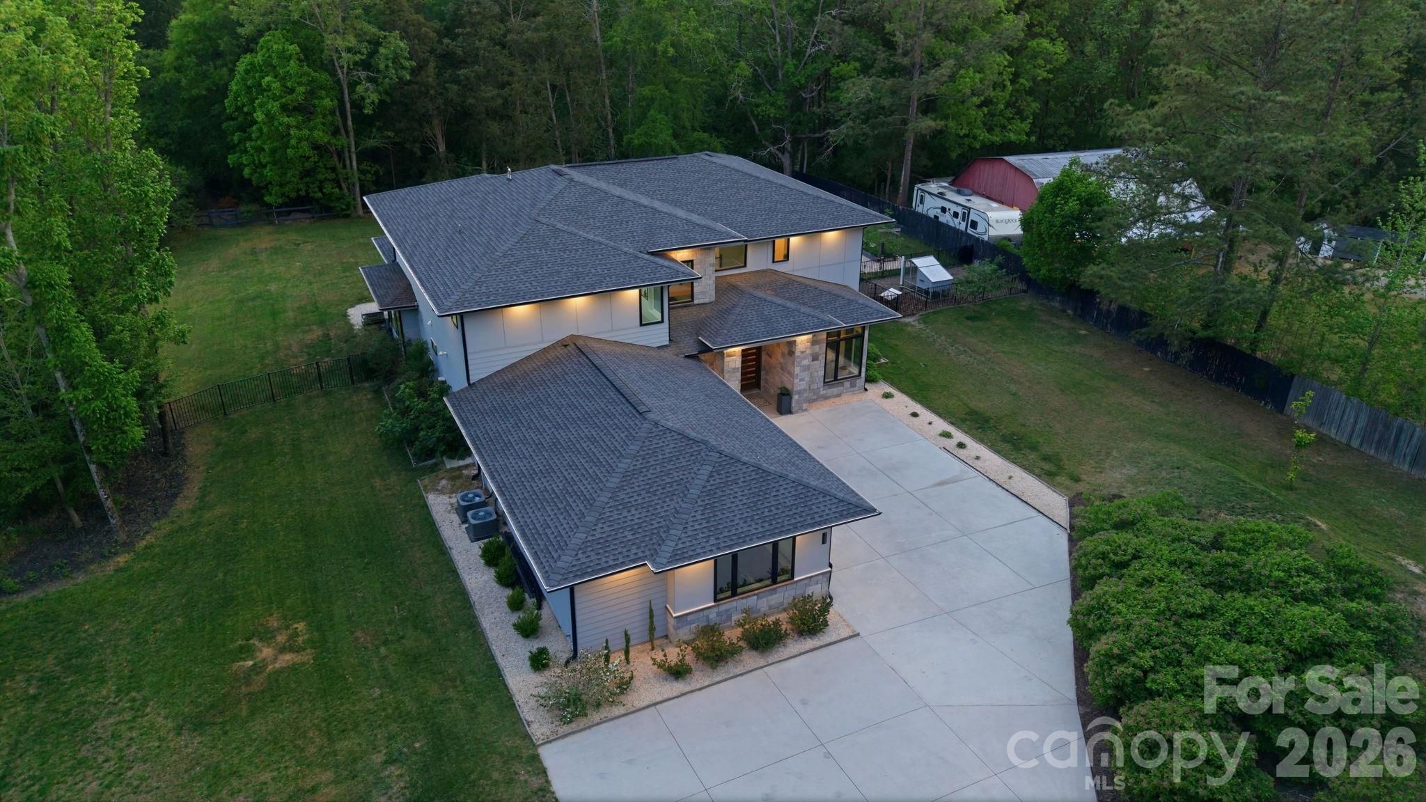 4004 Oldstone Forest Drive Property Photo 45