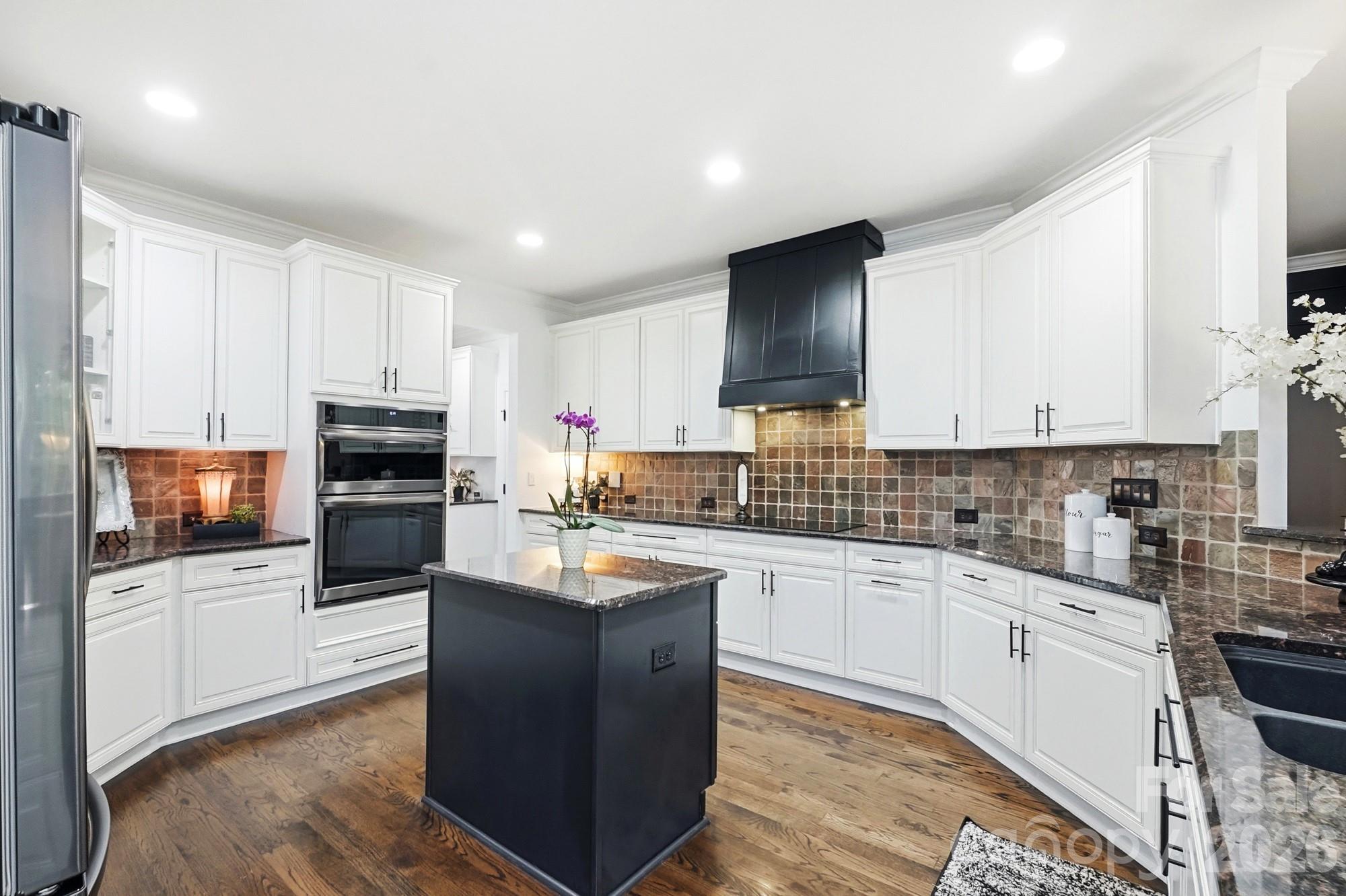 1220 Nightingale Road Property Photo 15