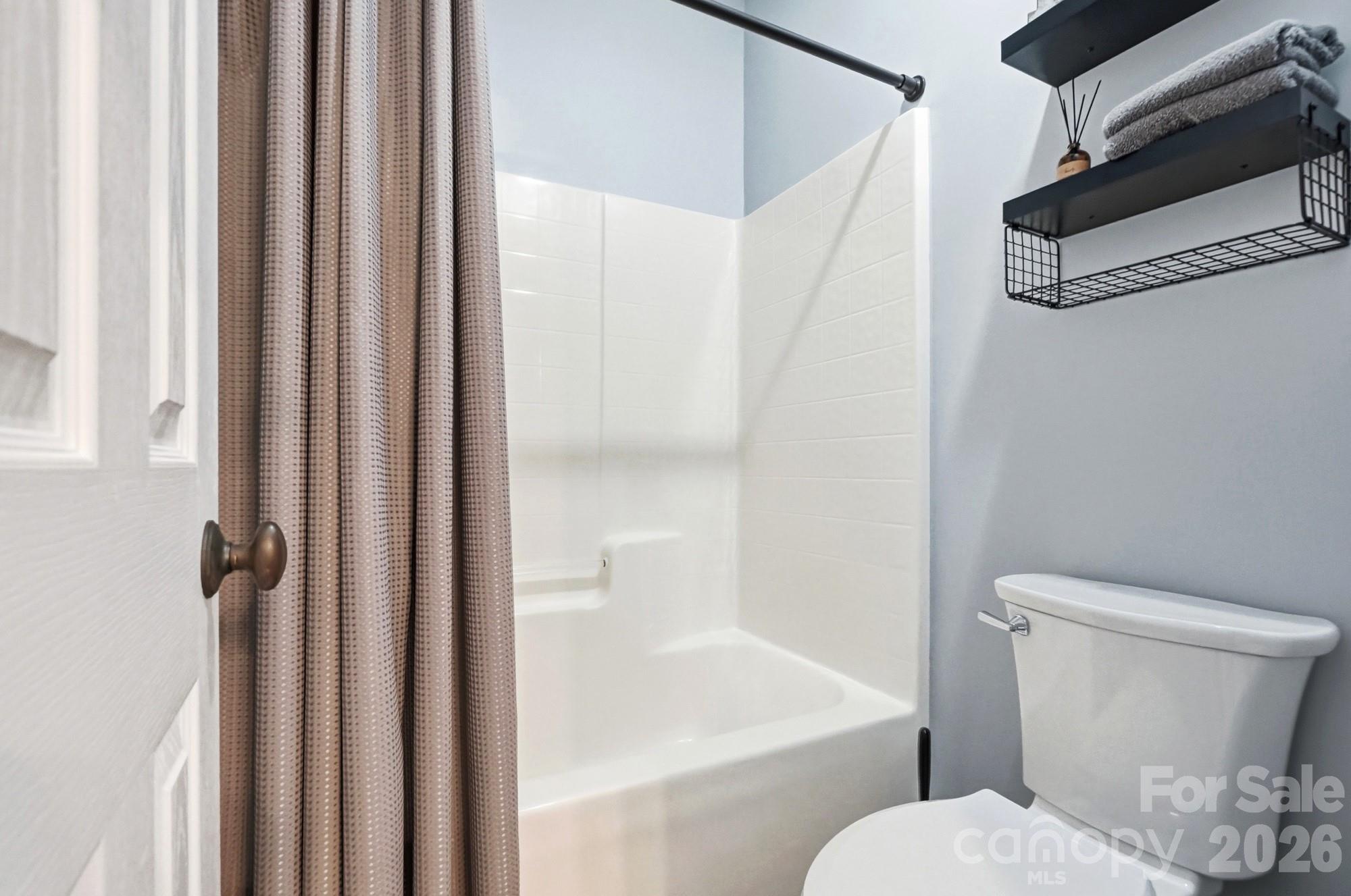 1220 Nightingale Road Property Photo 24
