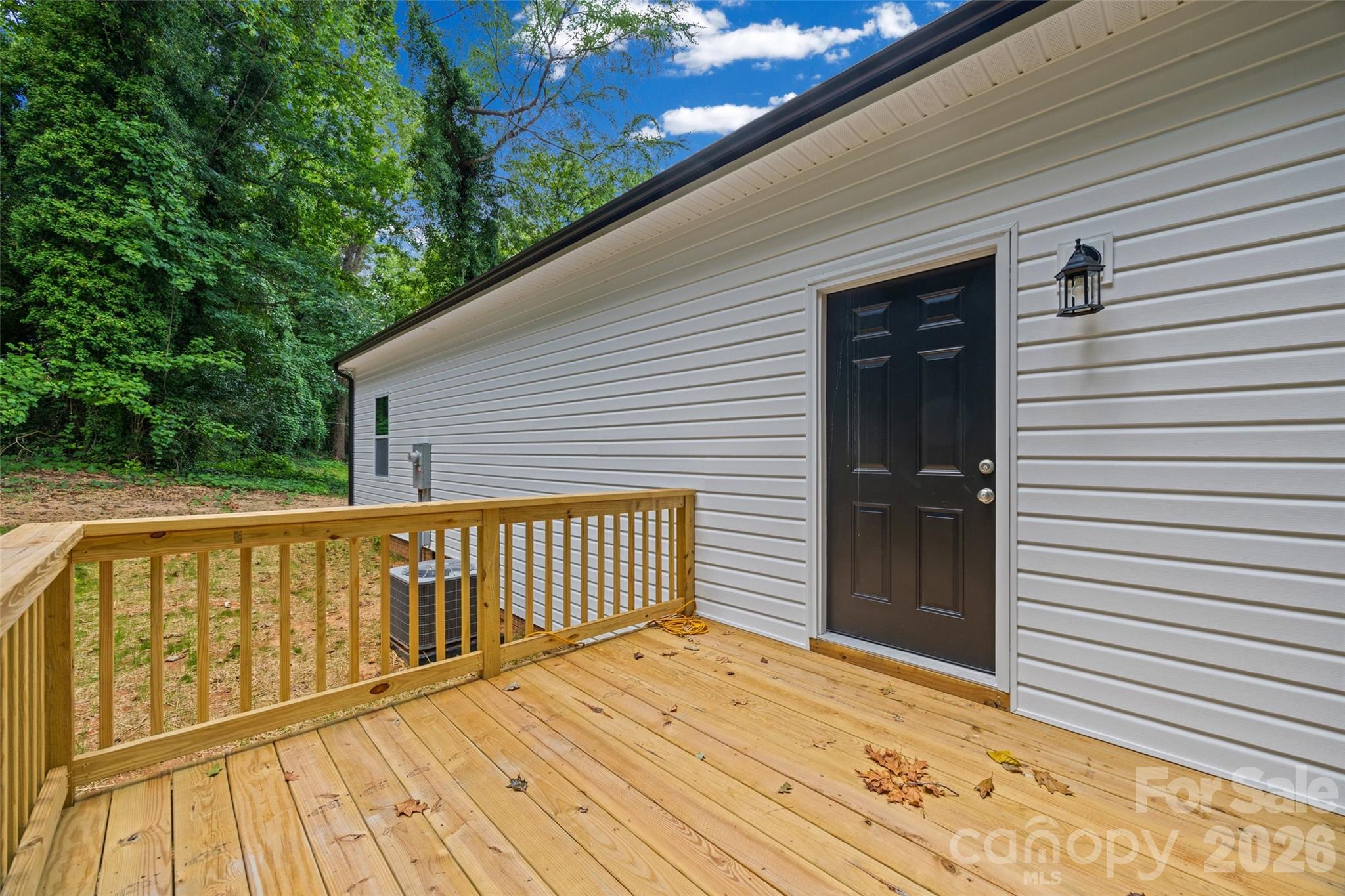 343 Oak Street Property Photo 23