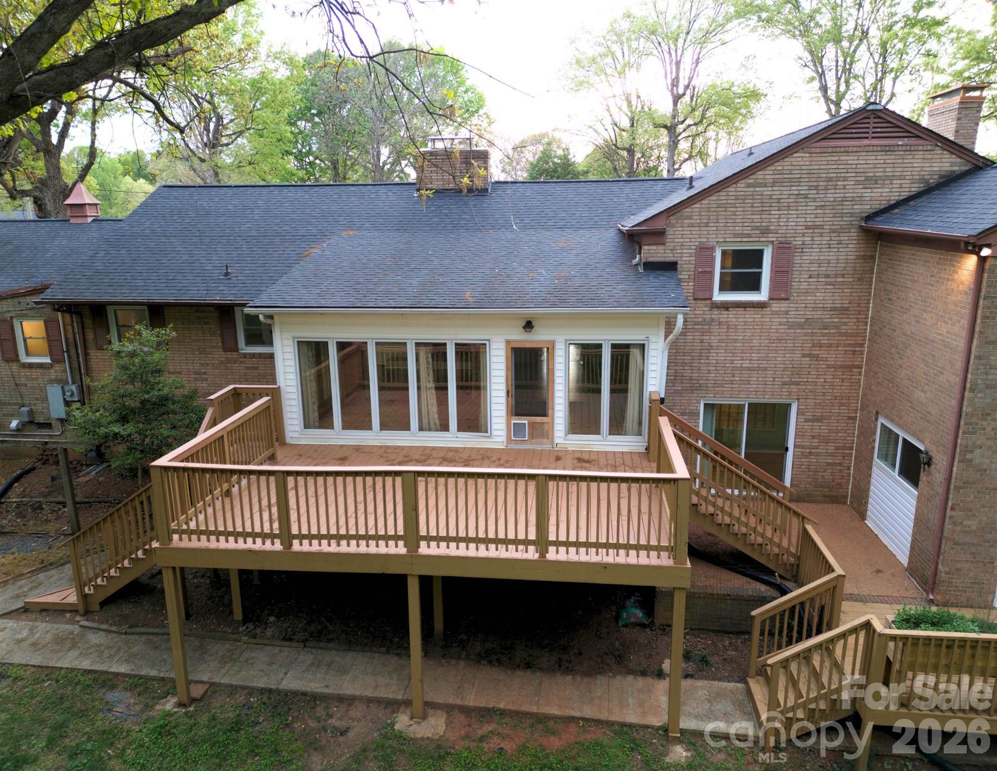 234 Edgewood Drive Property Photo 3