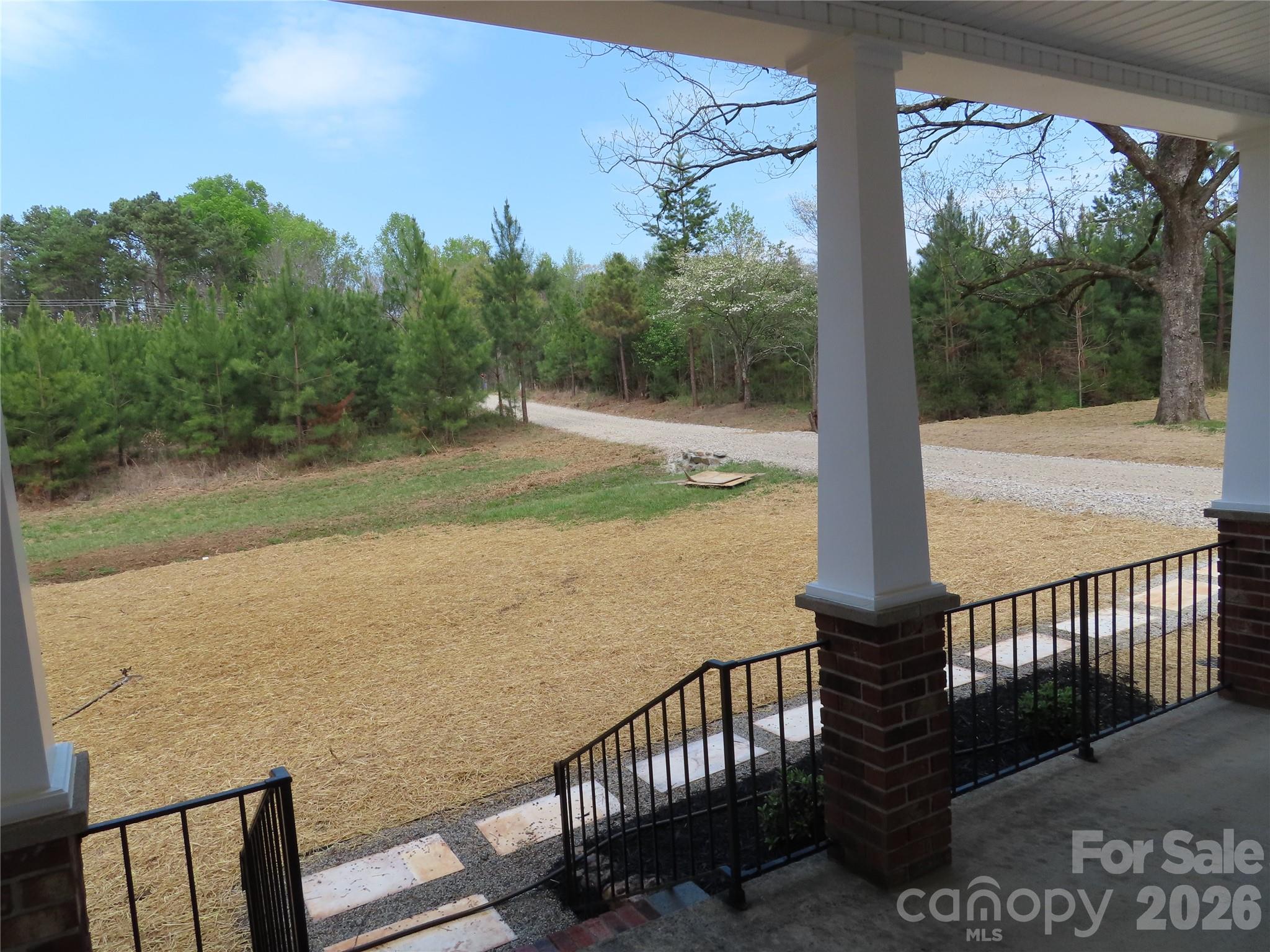 3095 Hillcrest Road Property Photo 7