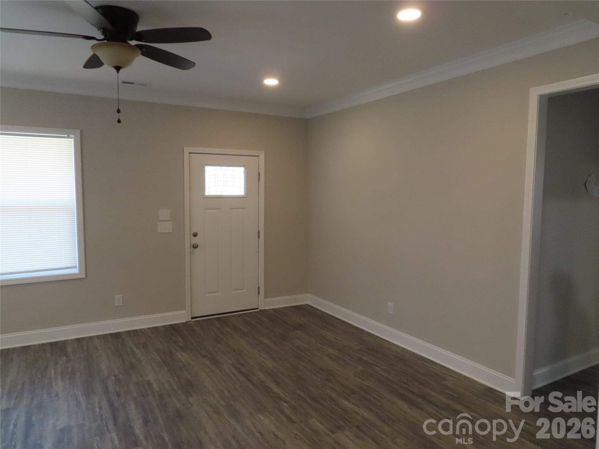3095 Hillcrest Road Property Photo 10
