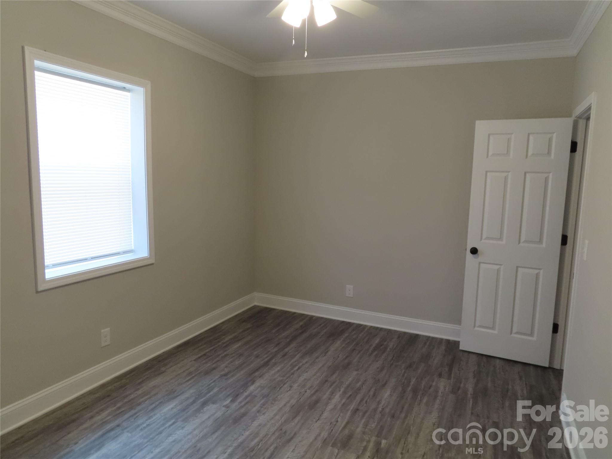 3095 Hillcrest Road Property Photo 16
