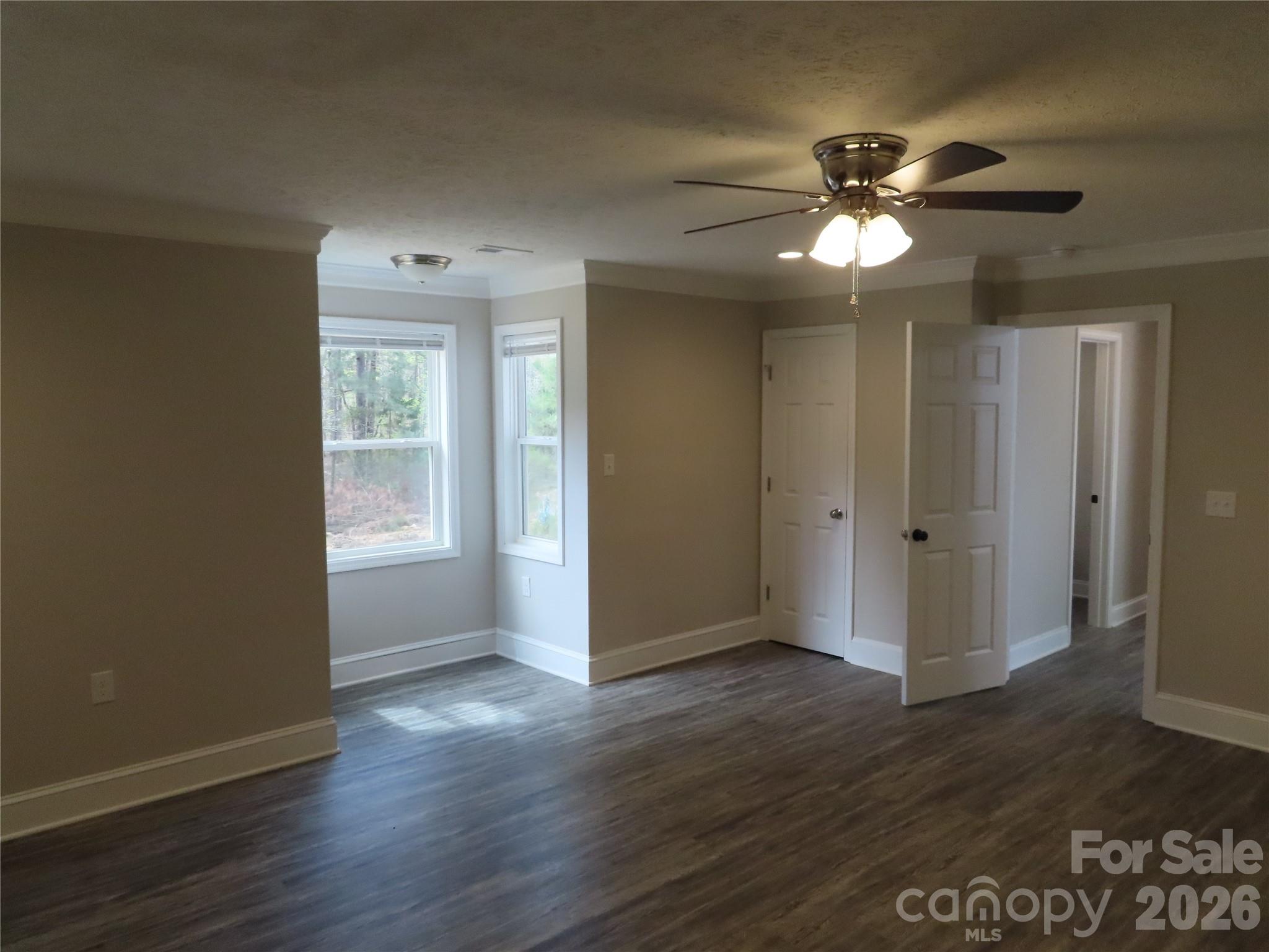 3095 Hillcrest Road Property Photo 19