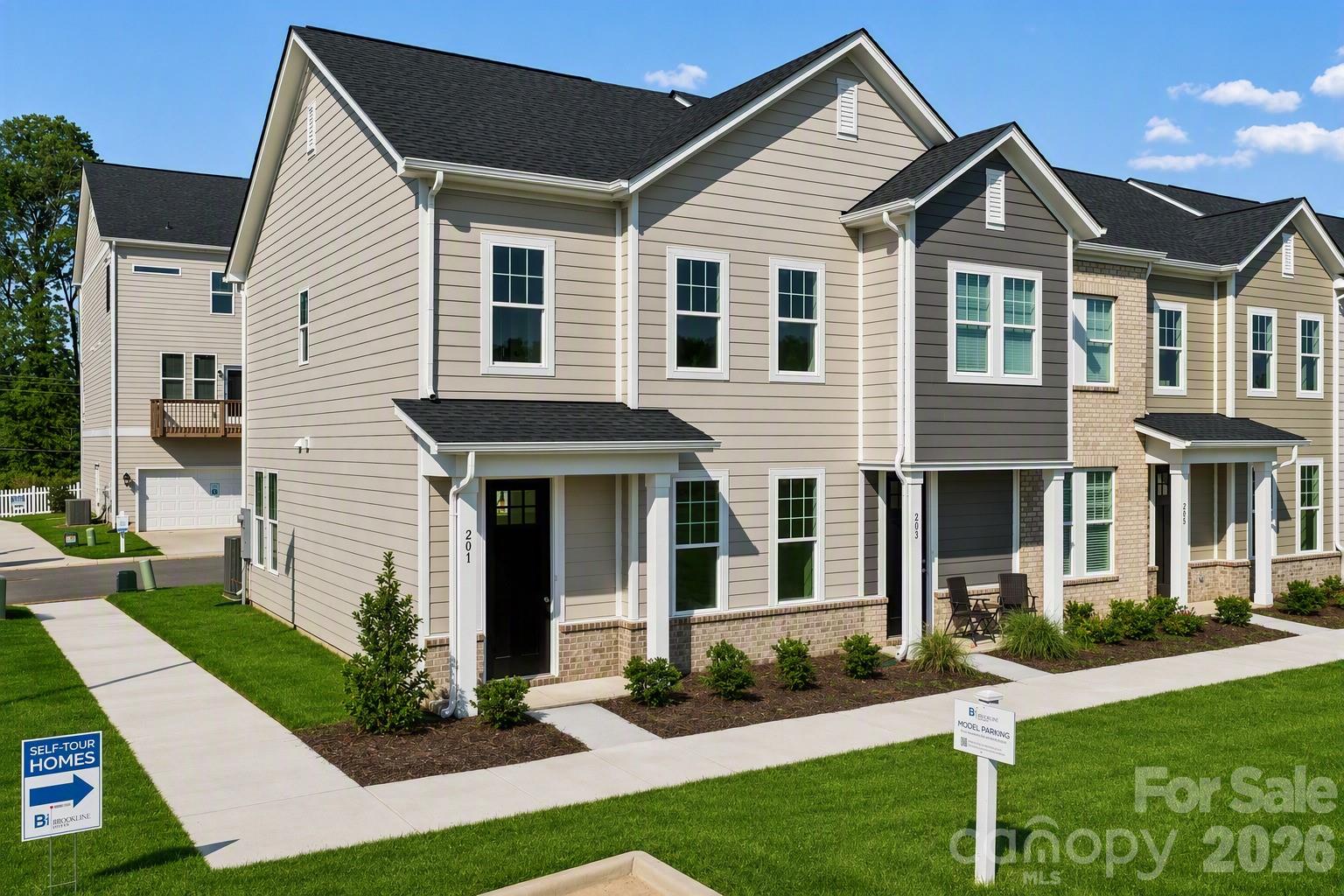 201 Vanguard Lane 13 Property Photo 1