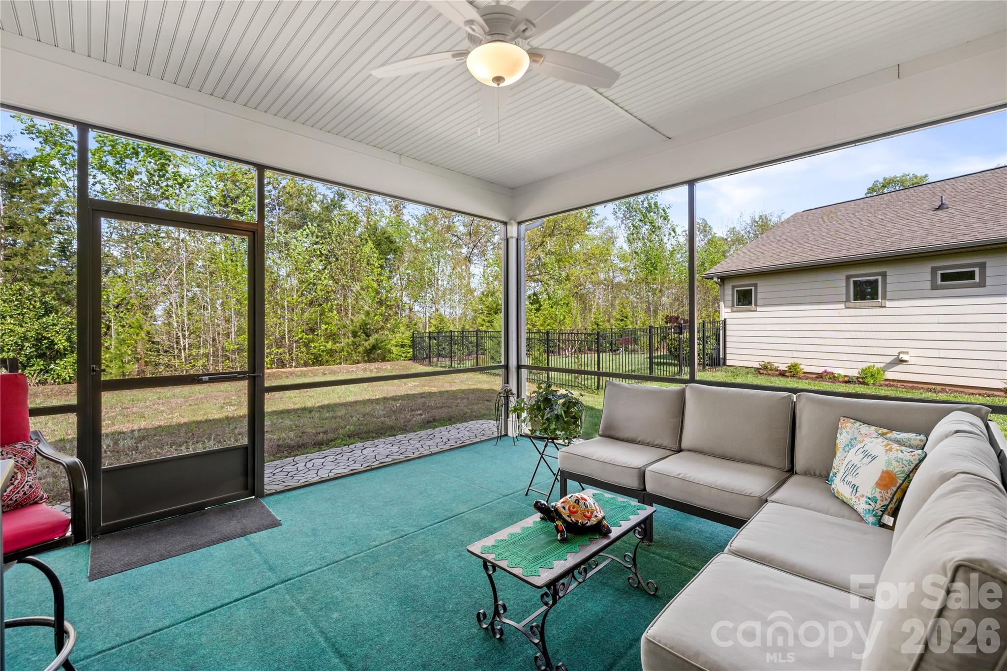 264 Flat Rock Drive Property Photo 18