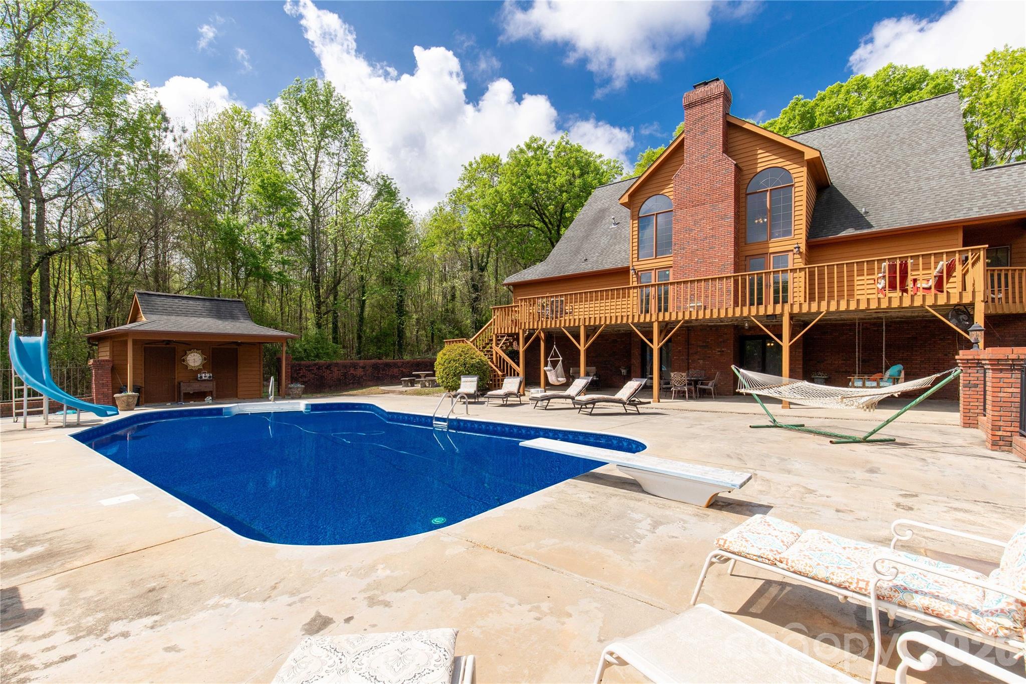529 Langley Road Property Photo 1