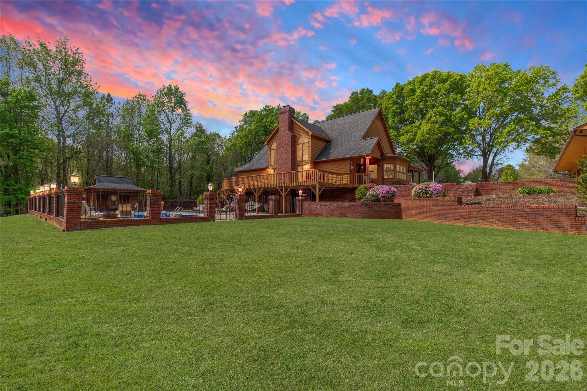 529 Langley Road Property Photo 10